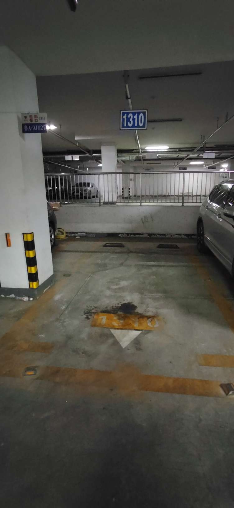  鲁能领秀城车位地下室  南