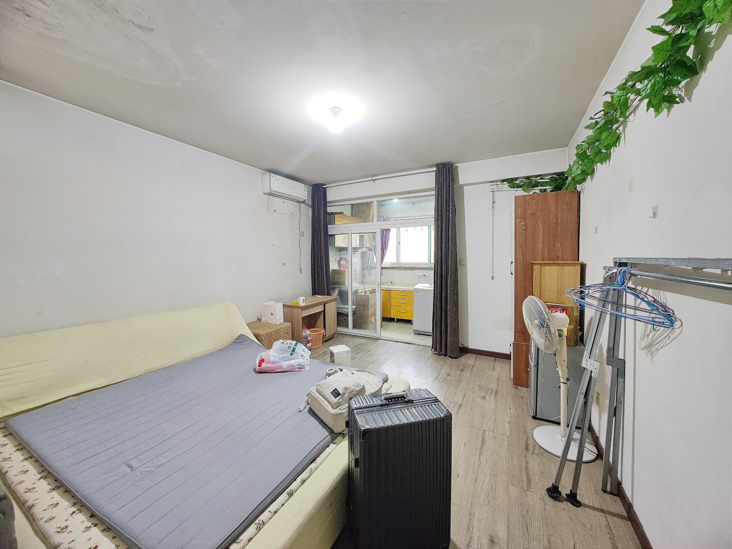  黄金时代，好房出售