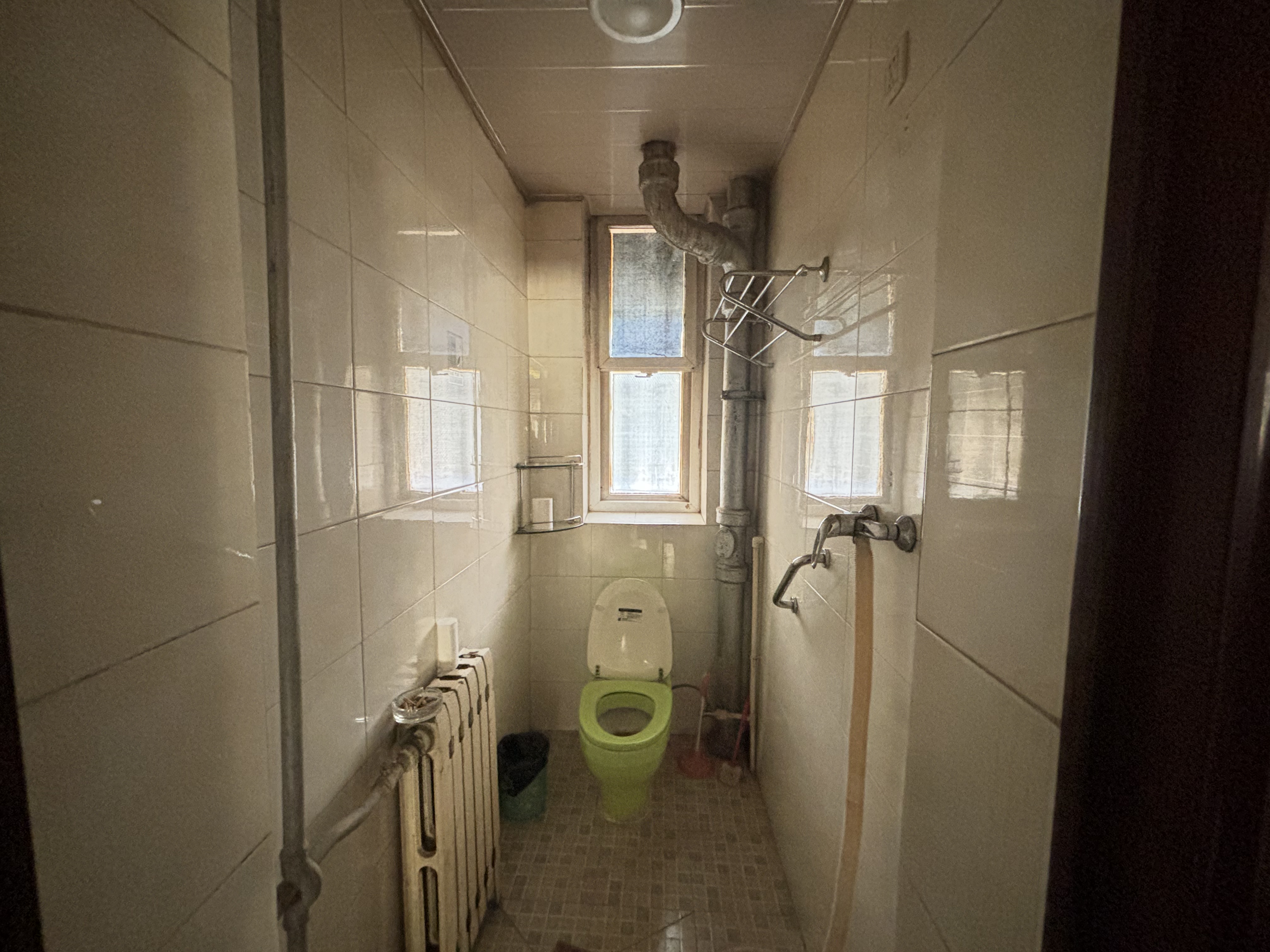 六里山南路2-1号