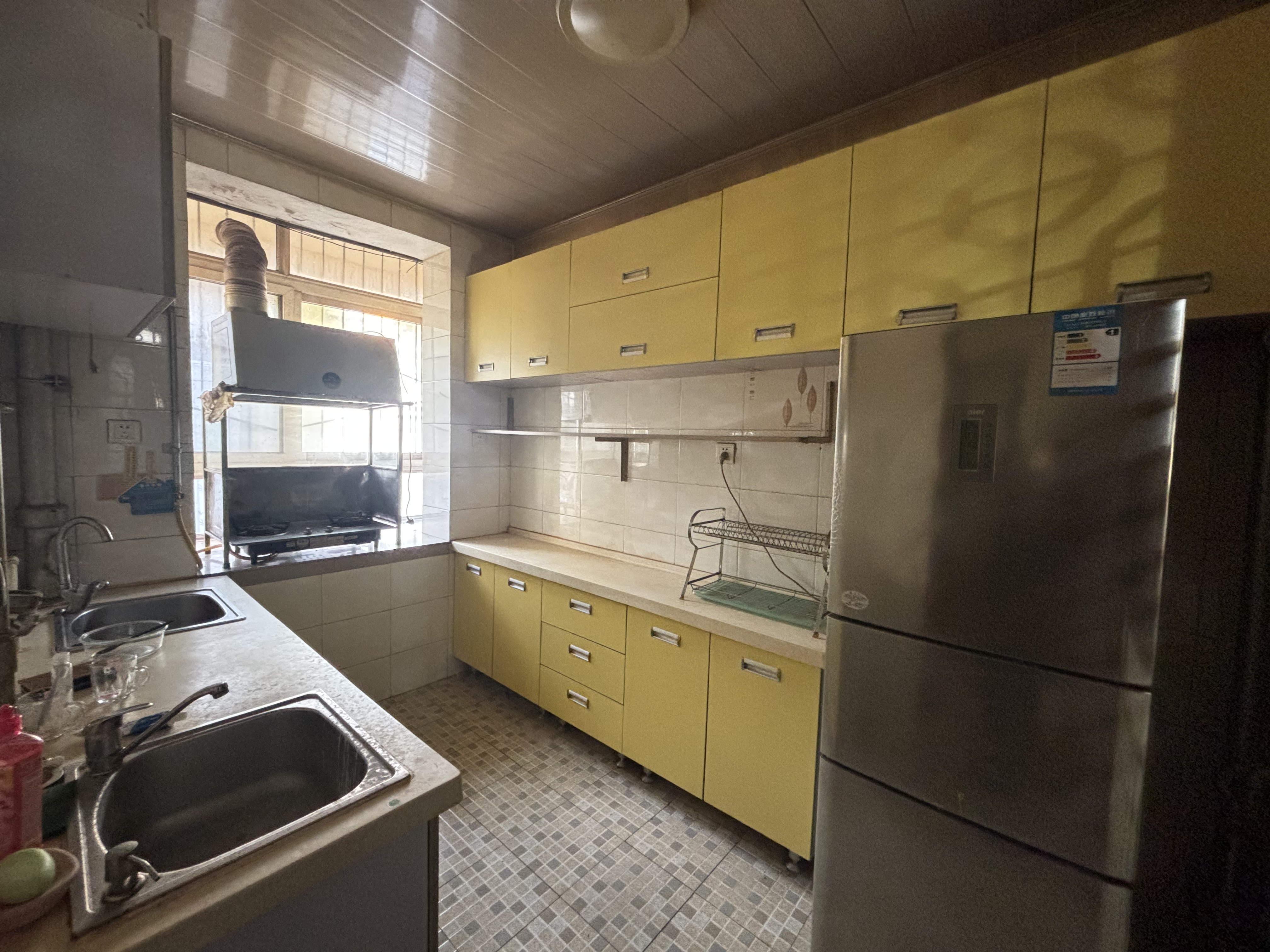 六里山南路2-1号