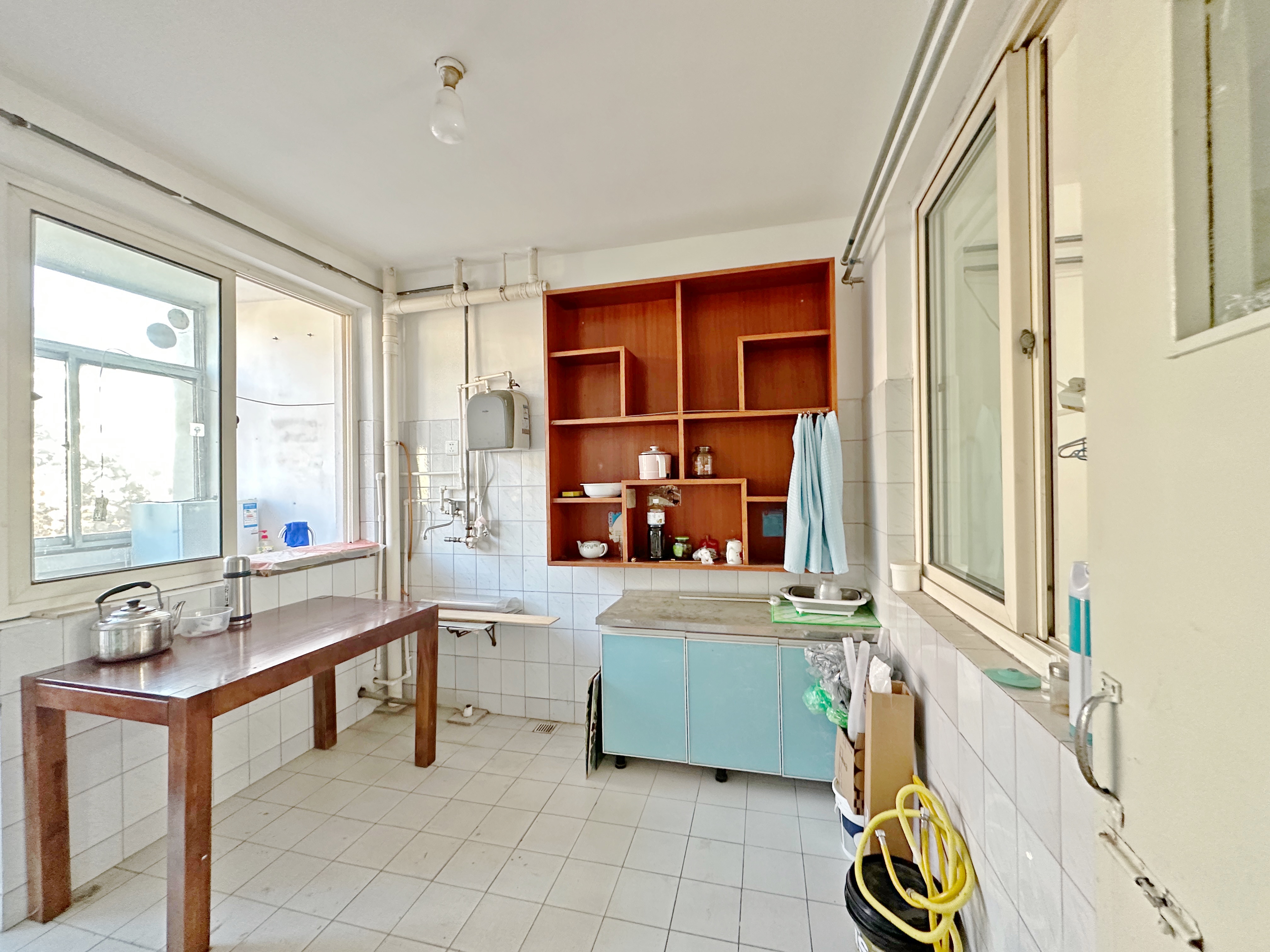 白马山铁路新村