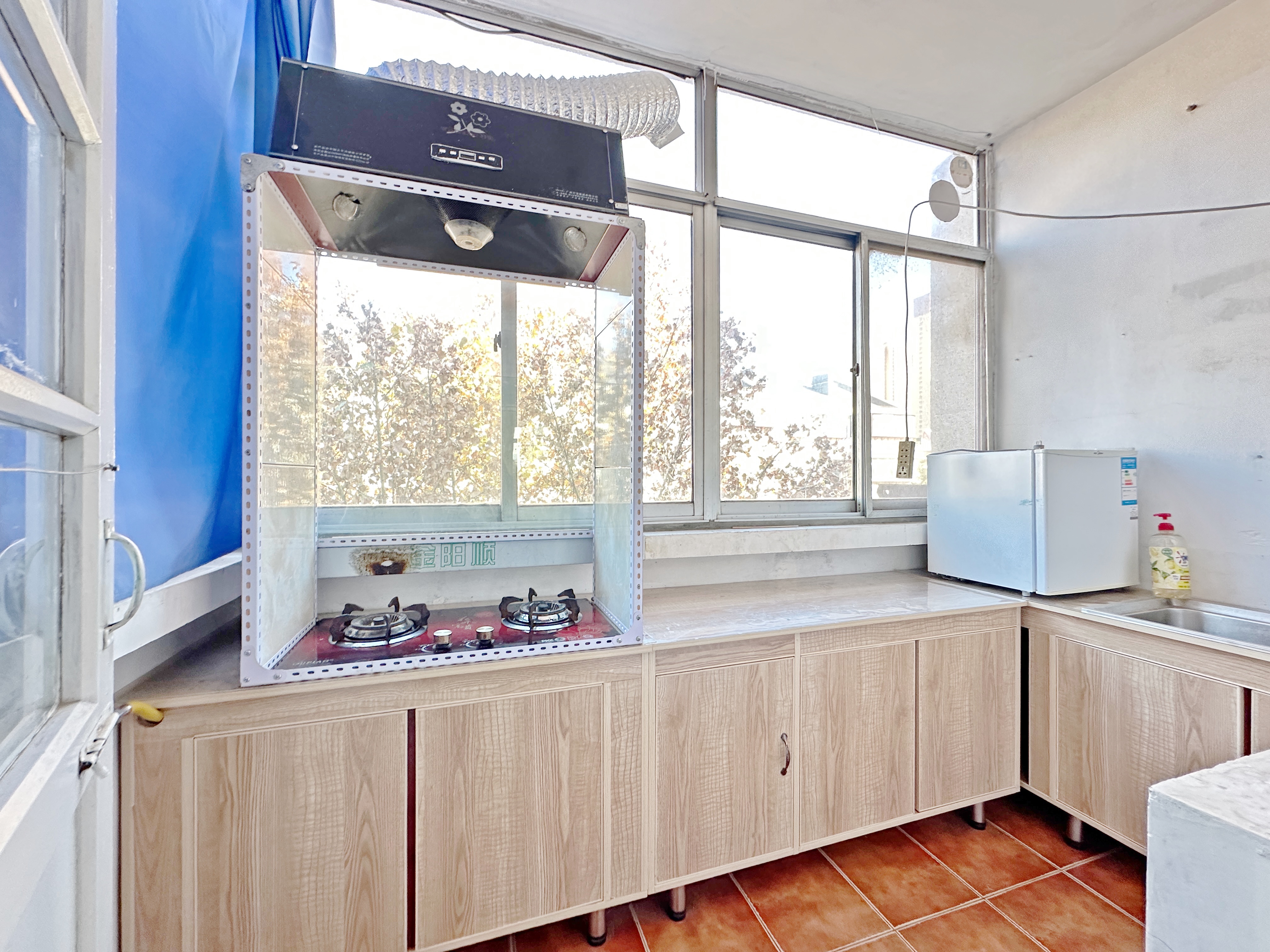 白马山铁路新村