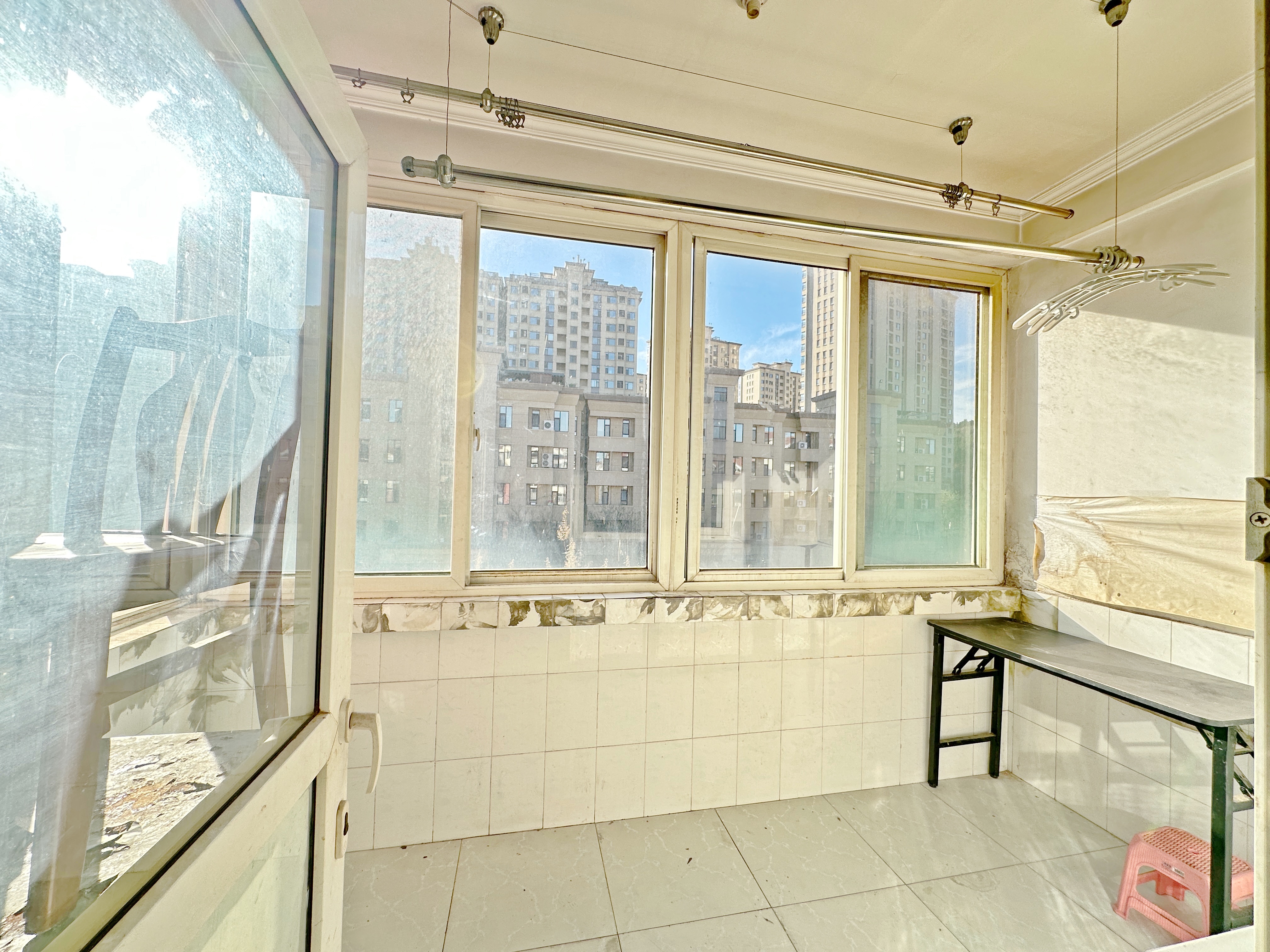 卧龙花园龙和苑