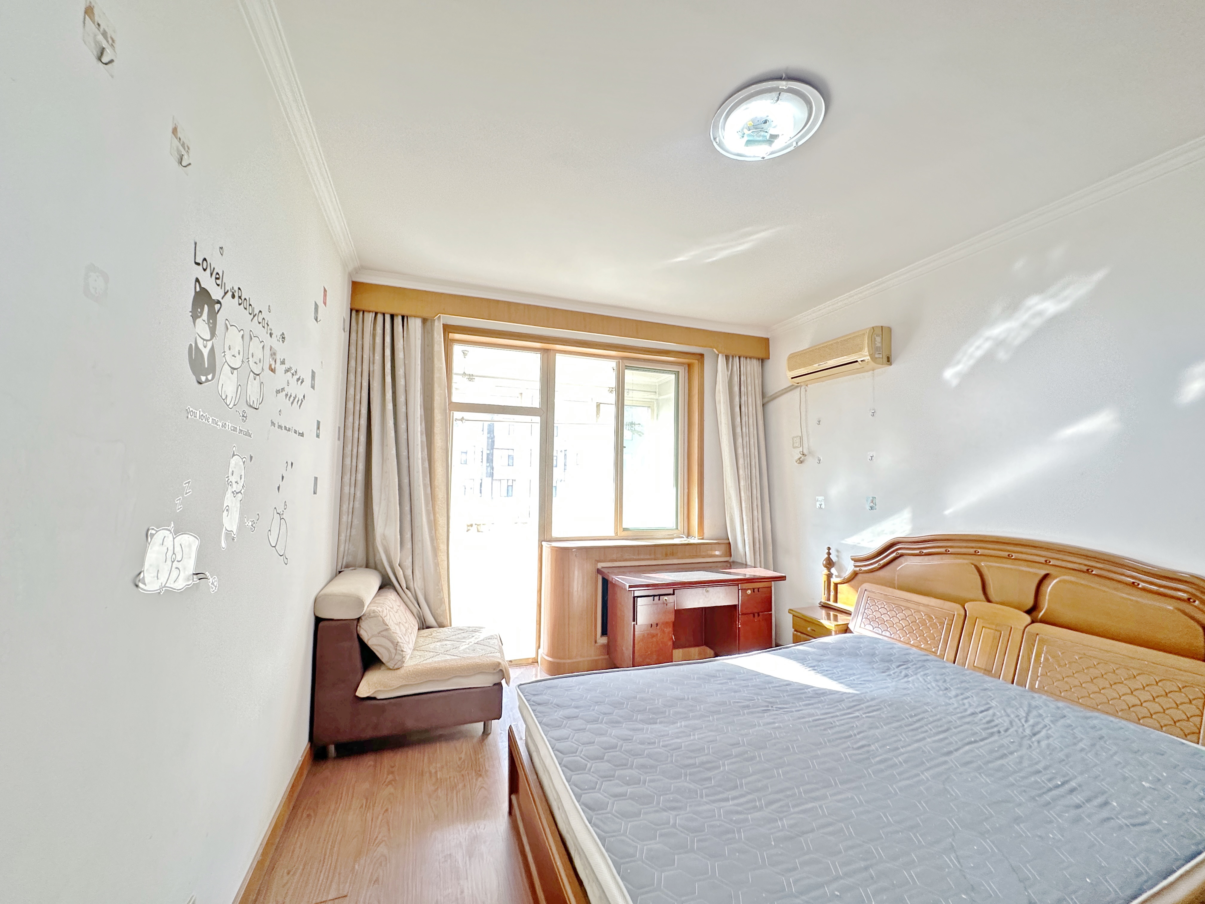 卧龙花园龙和苑