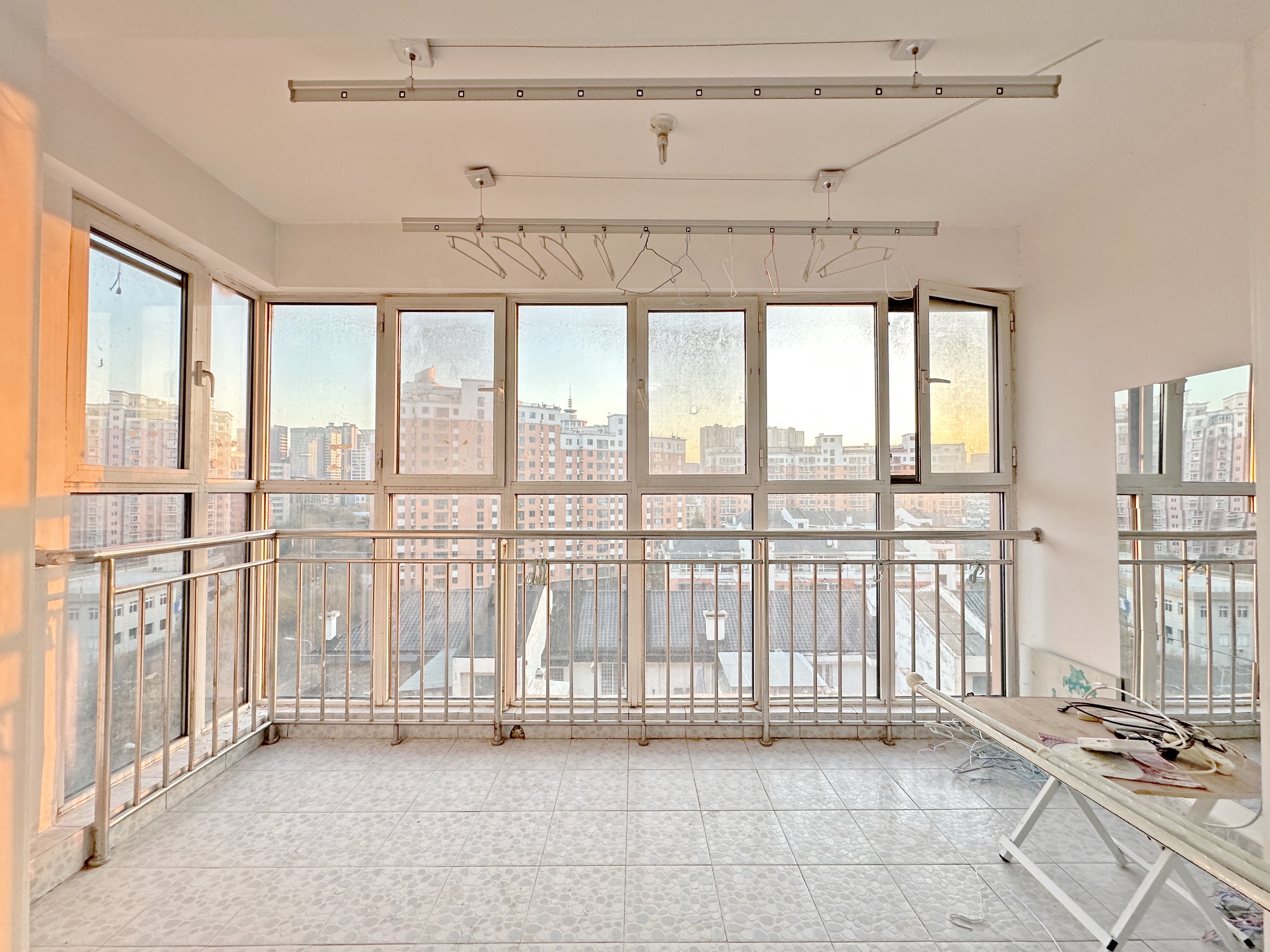 新世界阳光花园