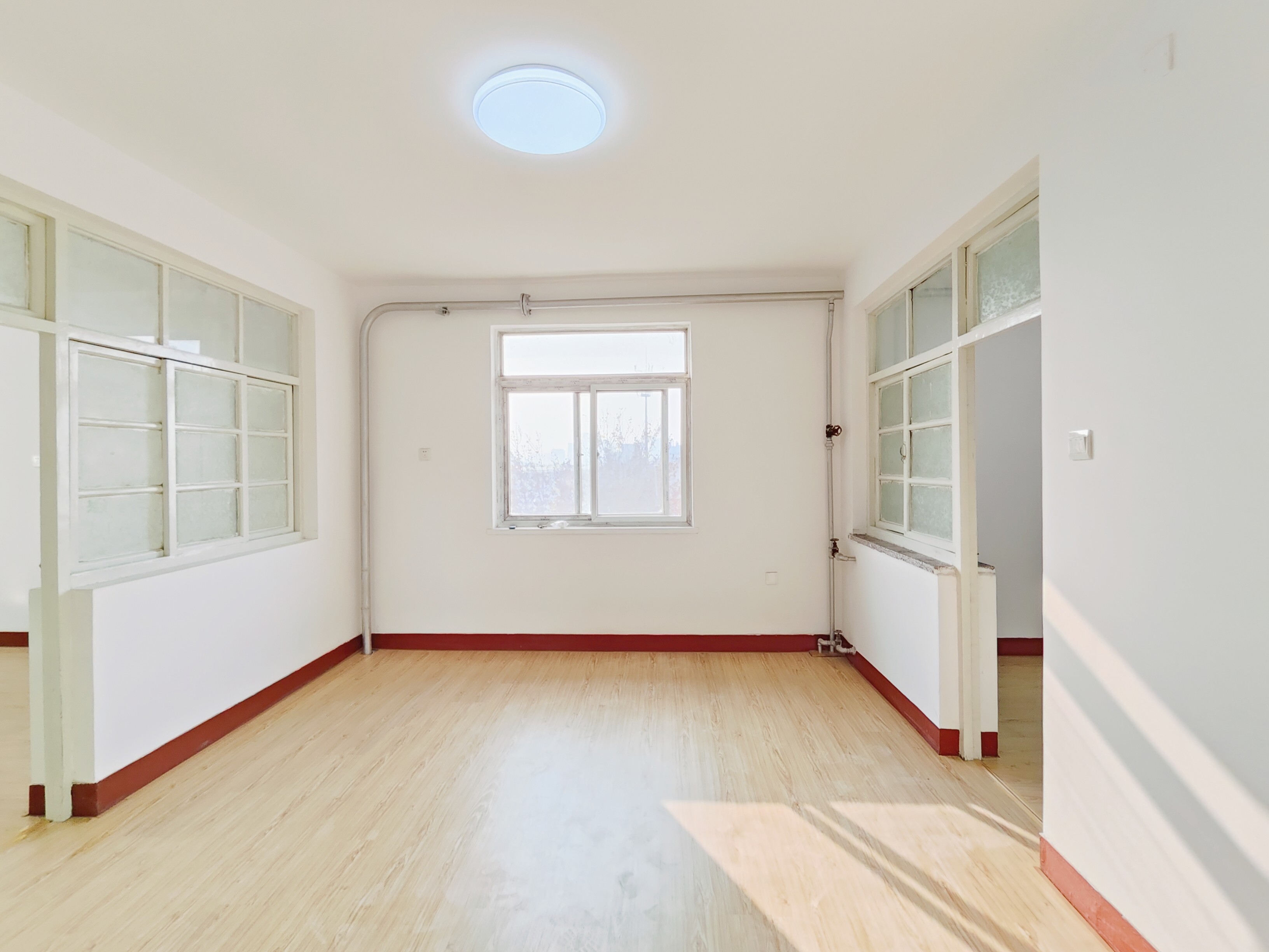  工业北路225号（燃料公司宿舍） 南北