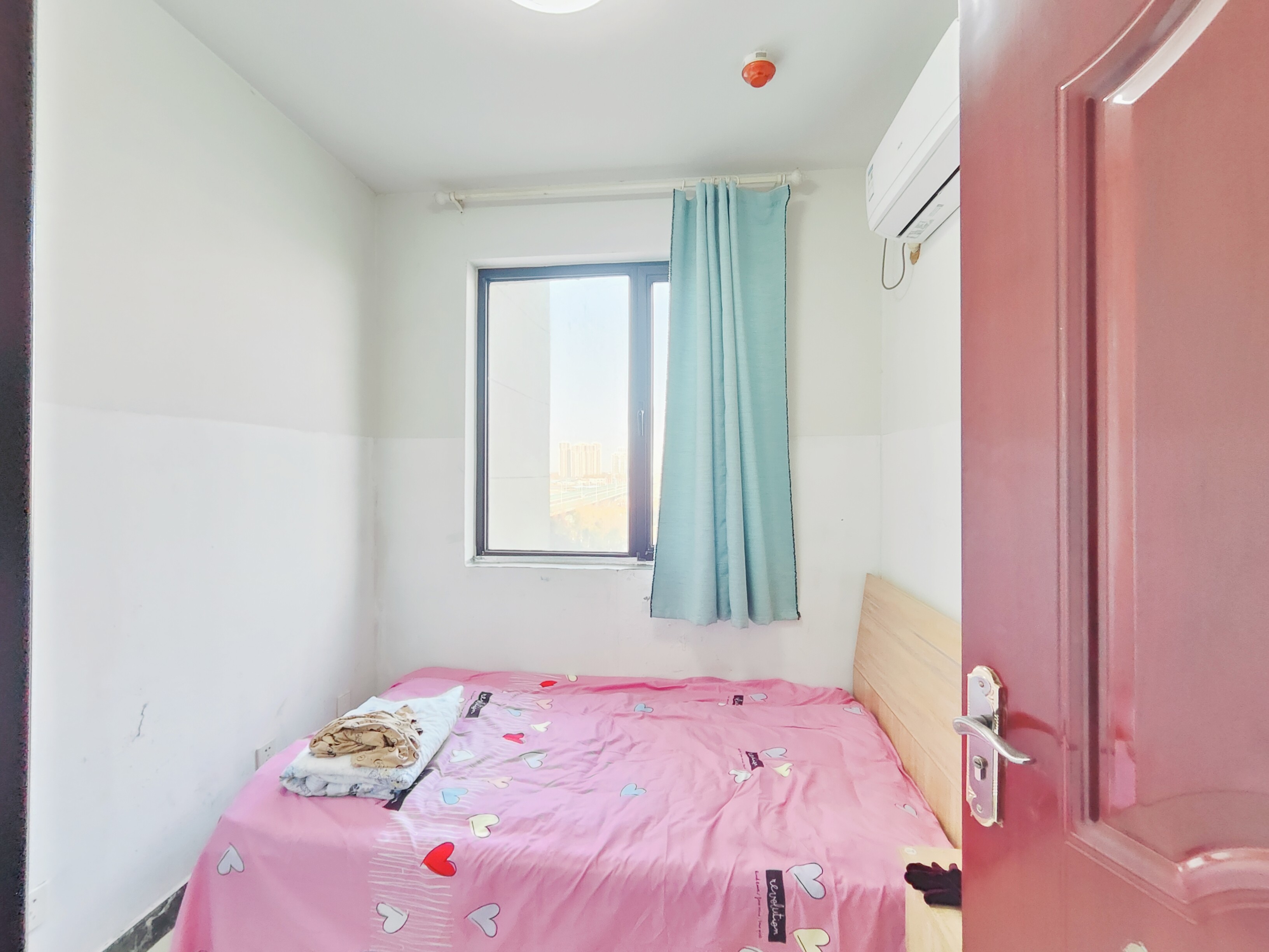 海尔云世界滟澜公馆花园