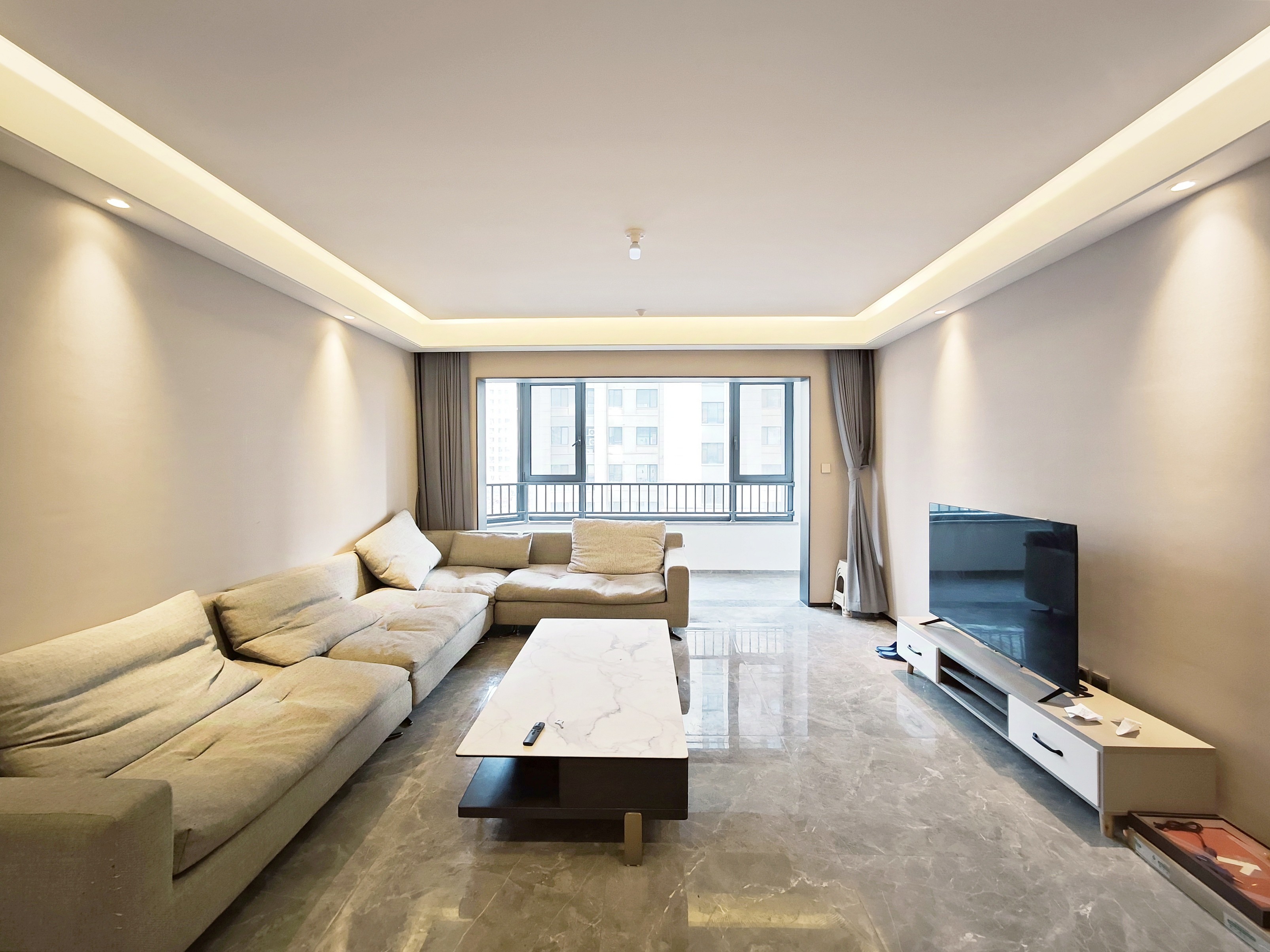  中信泰富济南尊 南北