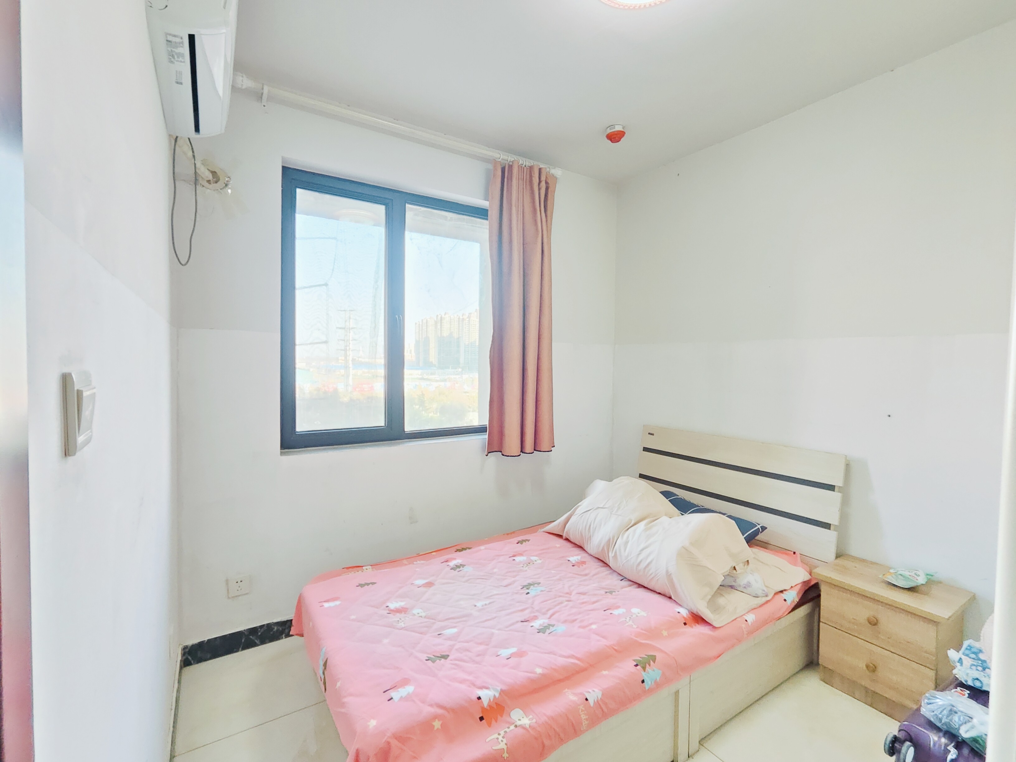 海尔云世界滟澜公馆花园