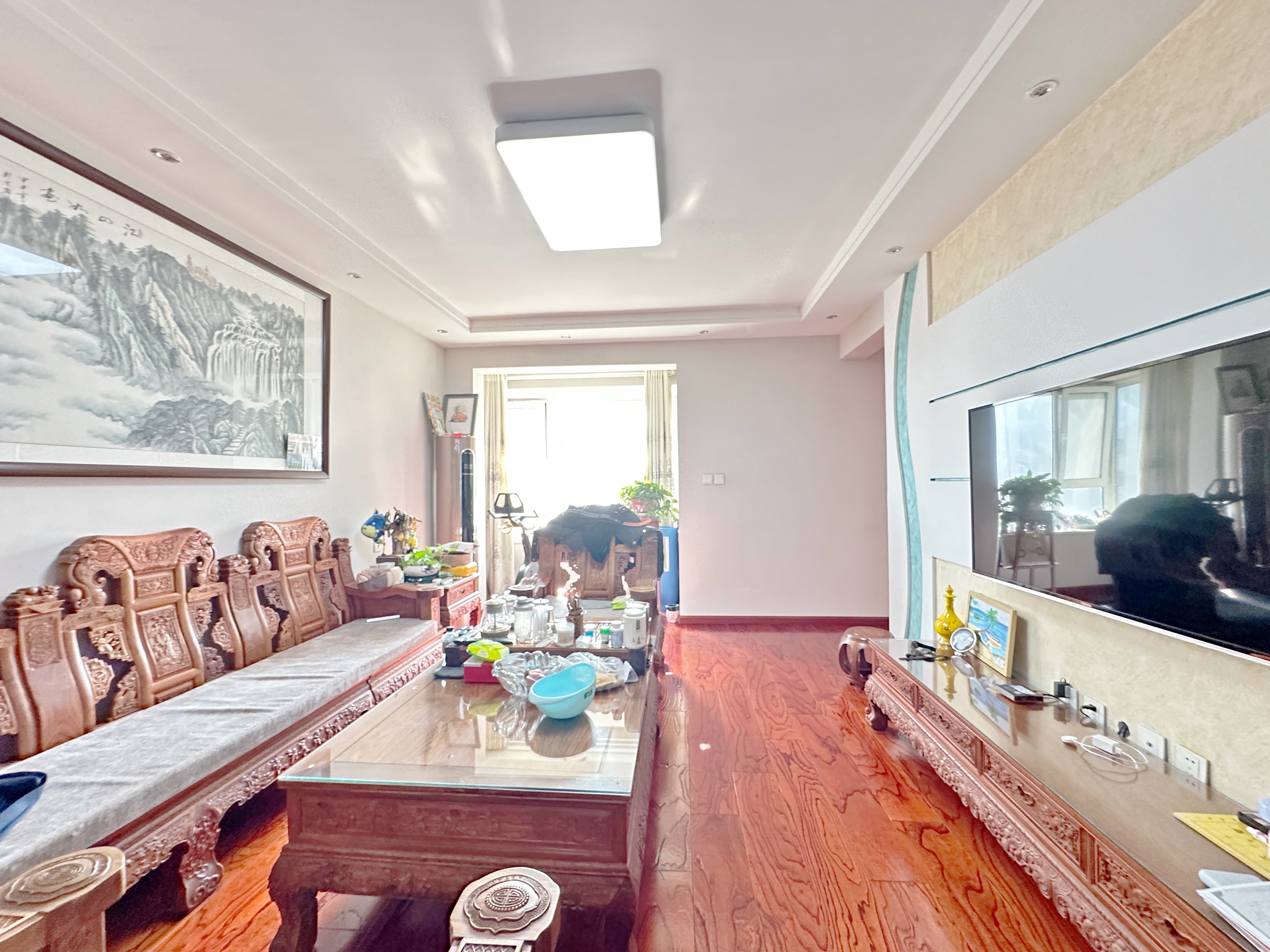 绿地新里卢浮公馆