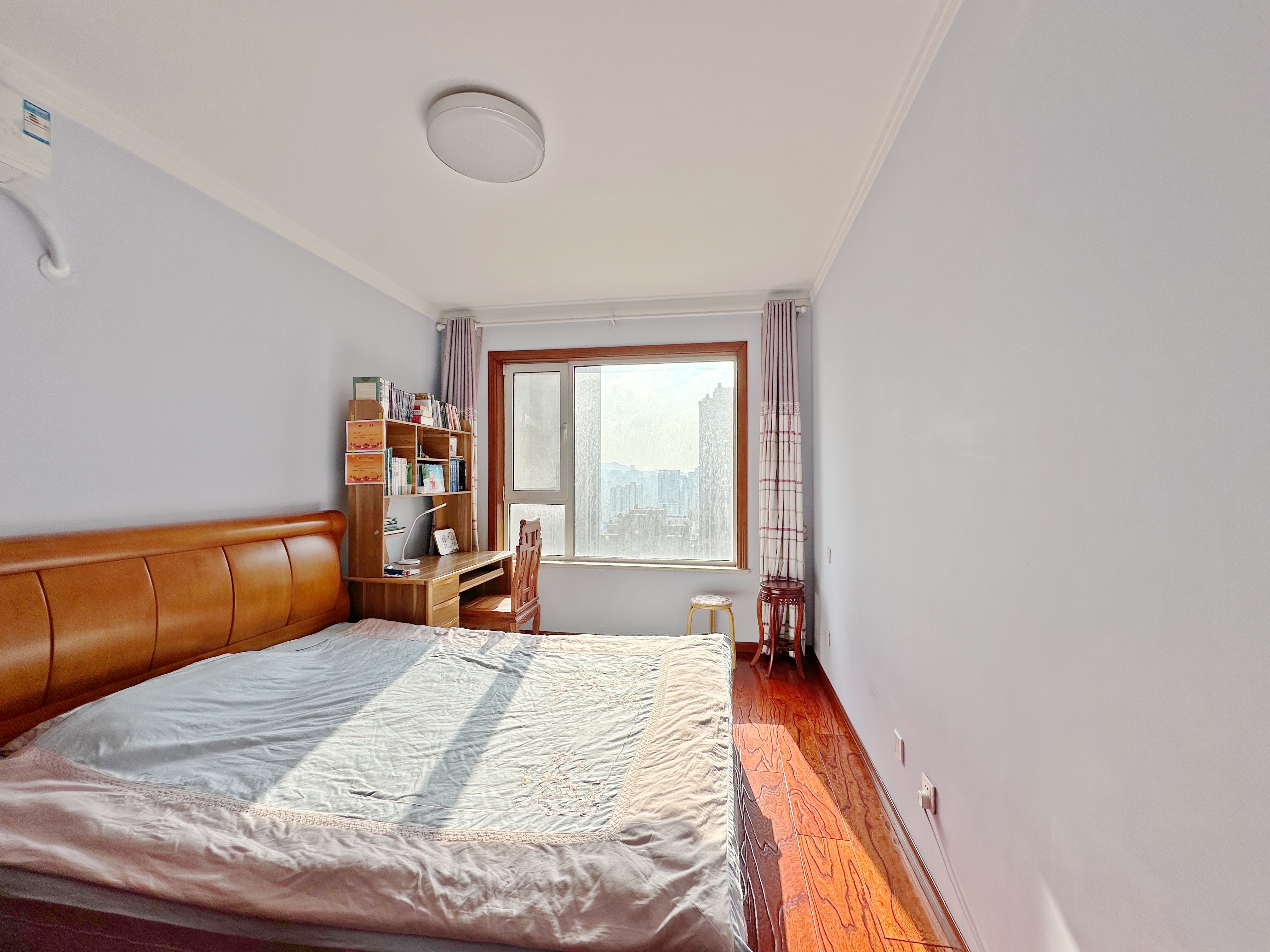 绿地新里卢浮公馆