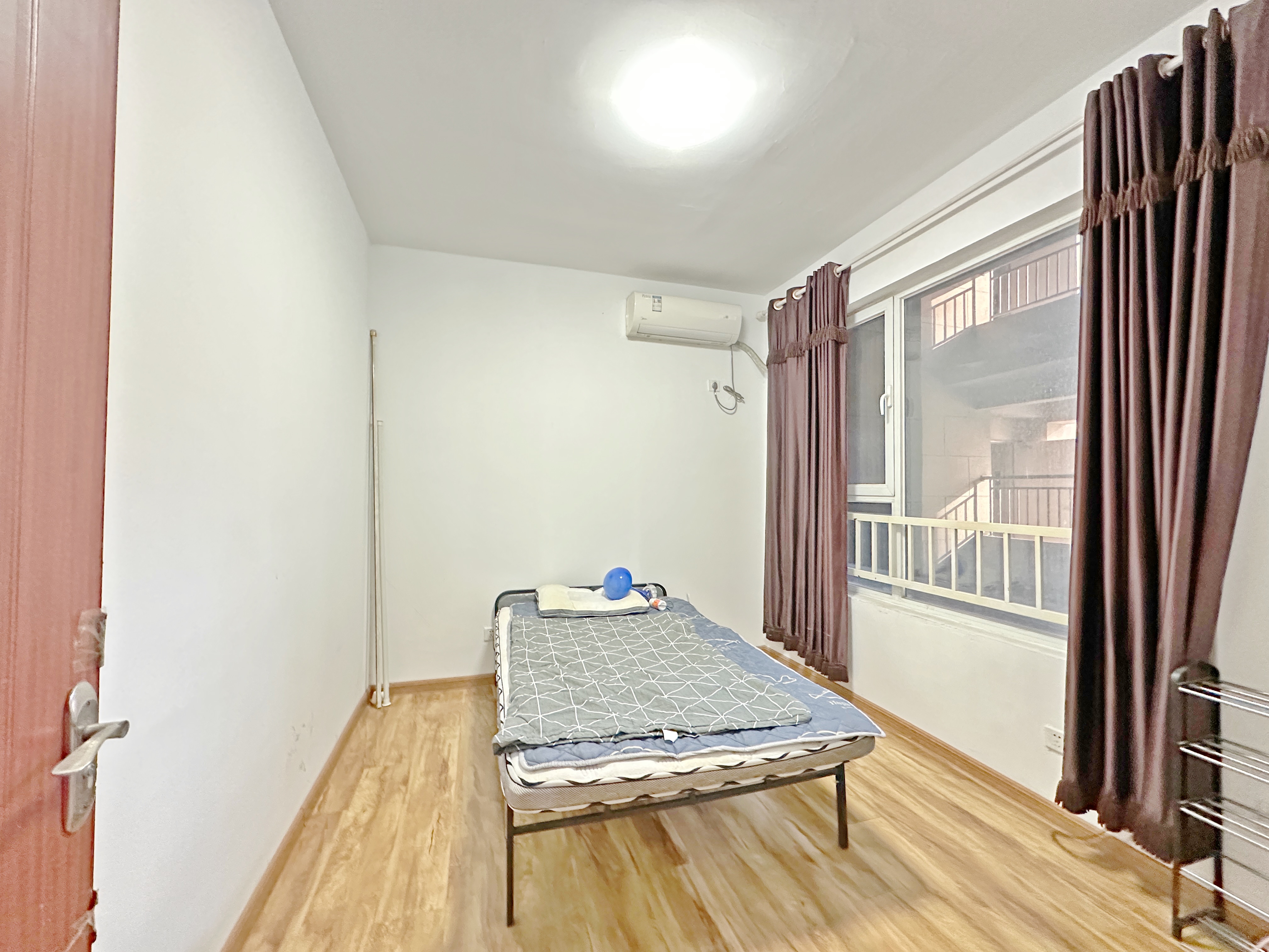 绿地新里卢浮公馆