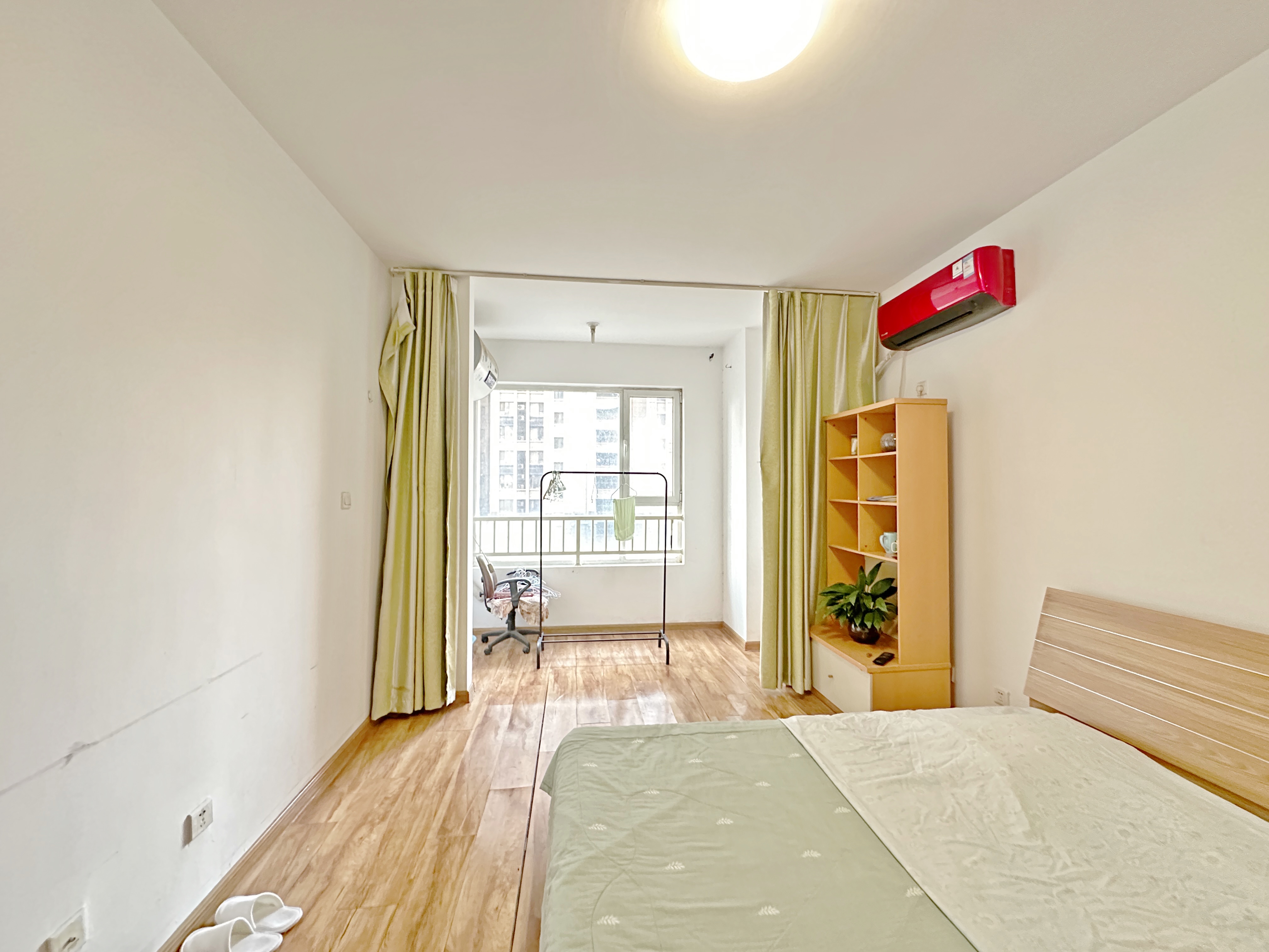 绿地新里卢浮公馆