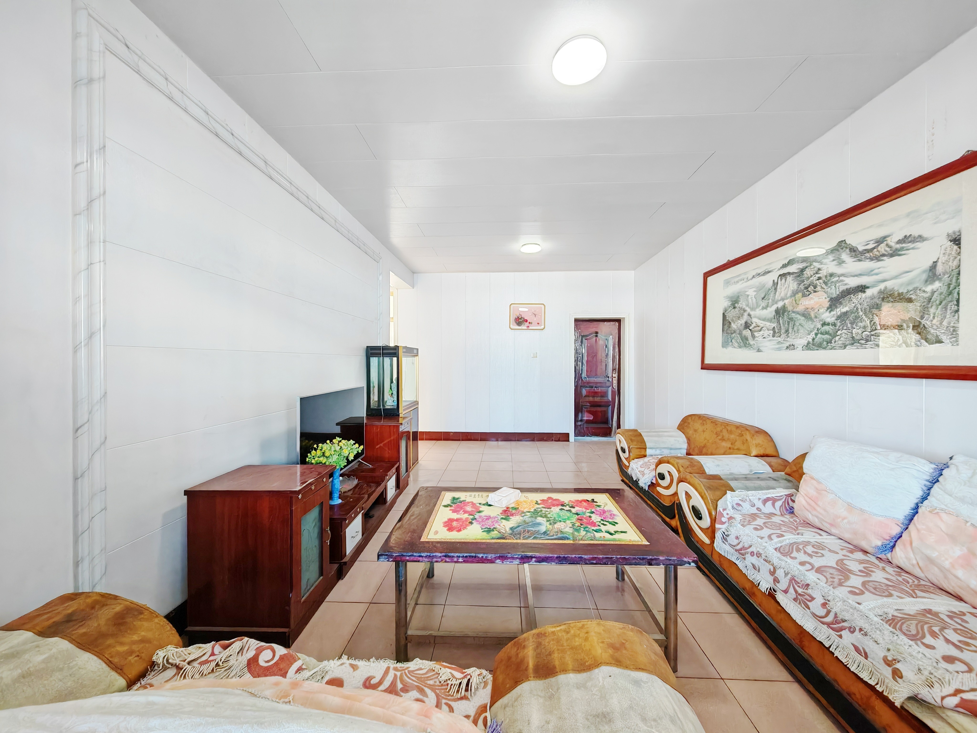  气象局家属院  南北