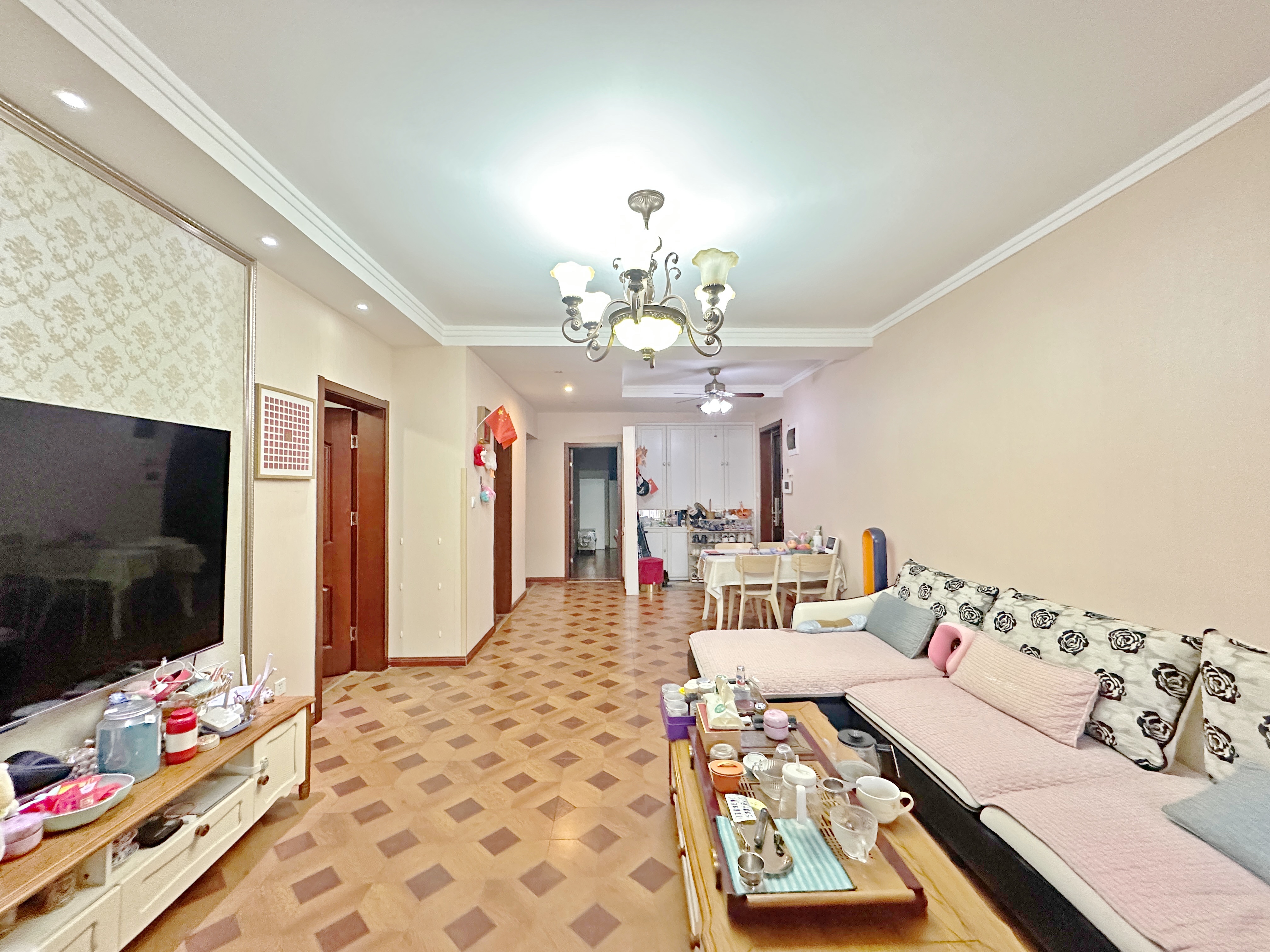 绿地新里卢浮公馆