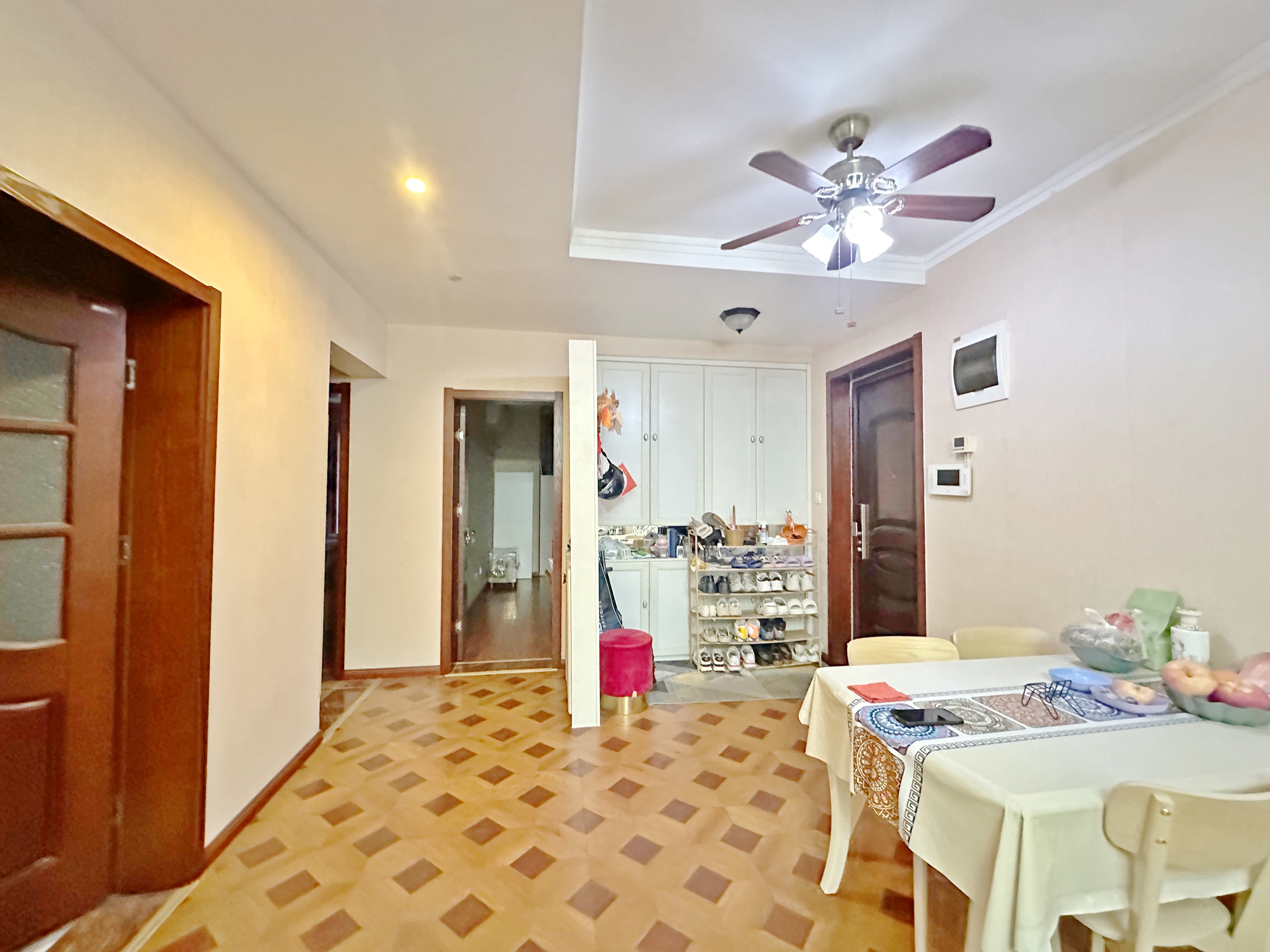 绿地新里卢浮公馆