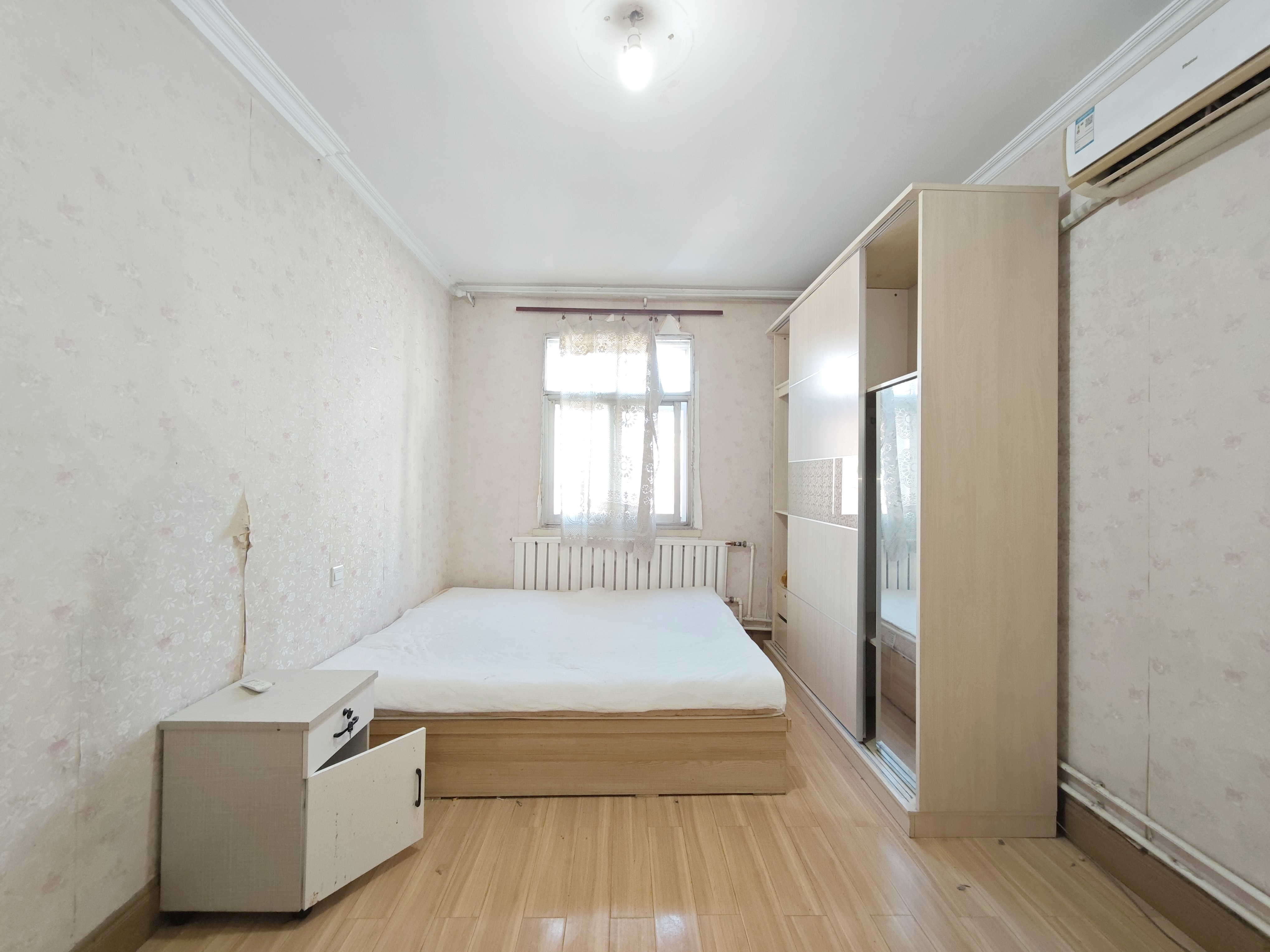 万盛街单位宿舍