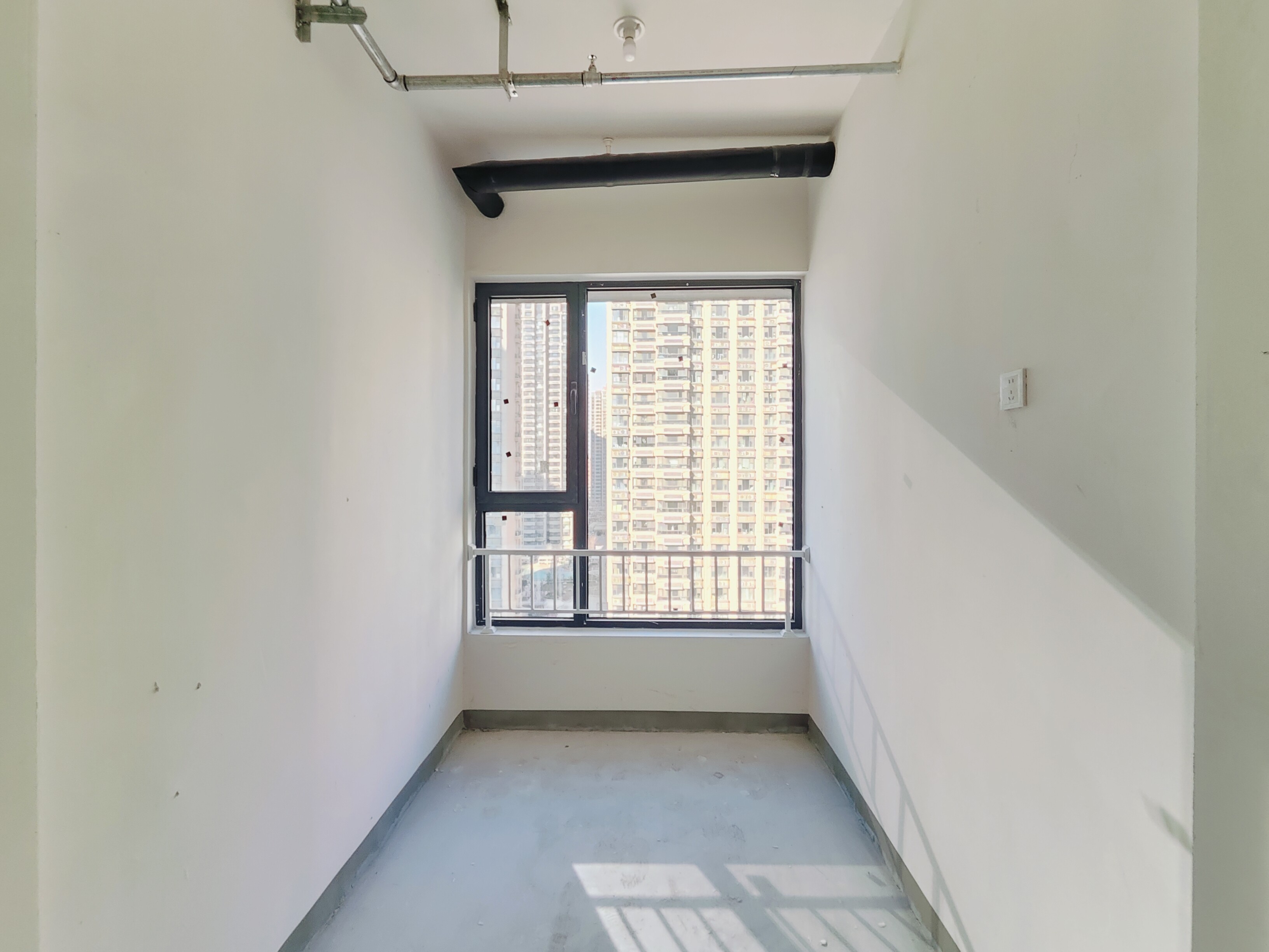 恒大滨河左岸公寓(临湖公馆花园)