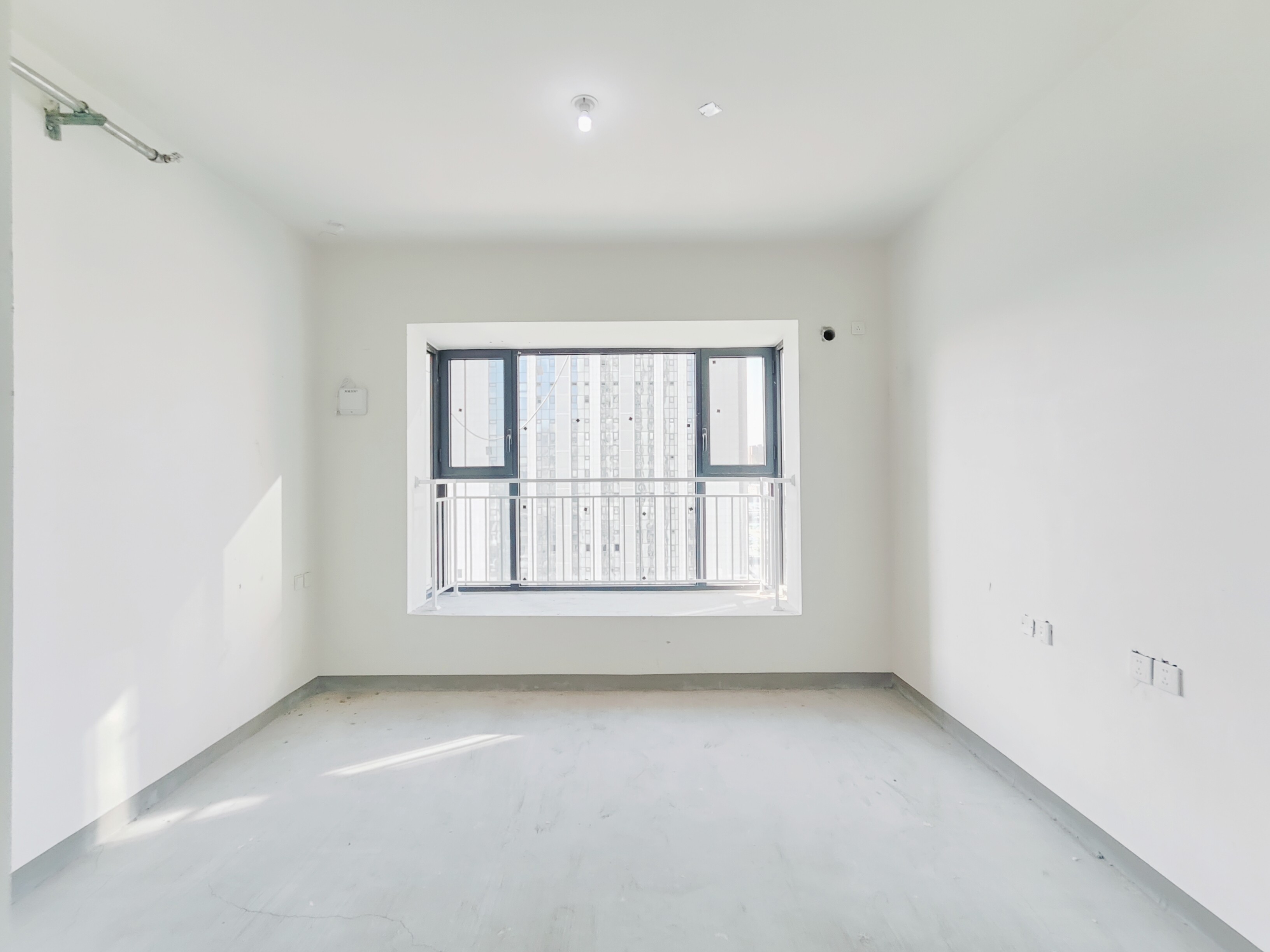 恒大滨河左岸公寓(临湖公馆花园)