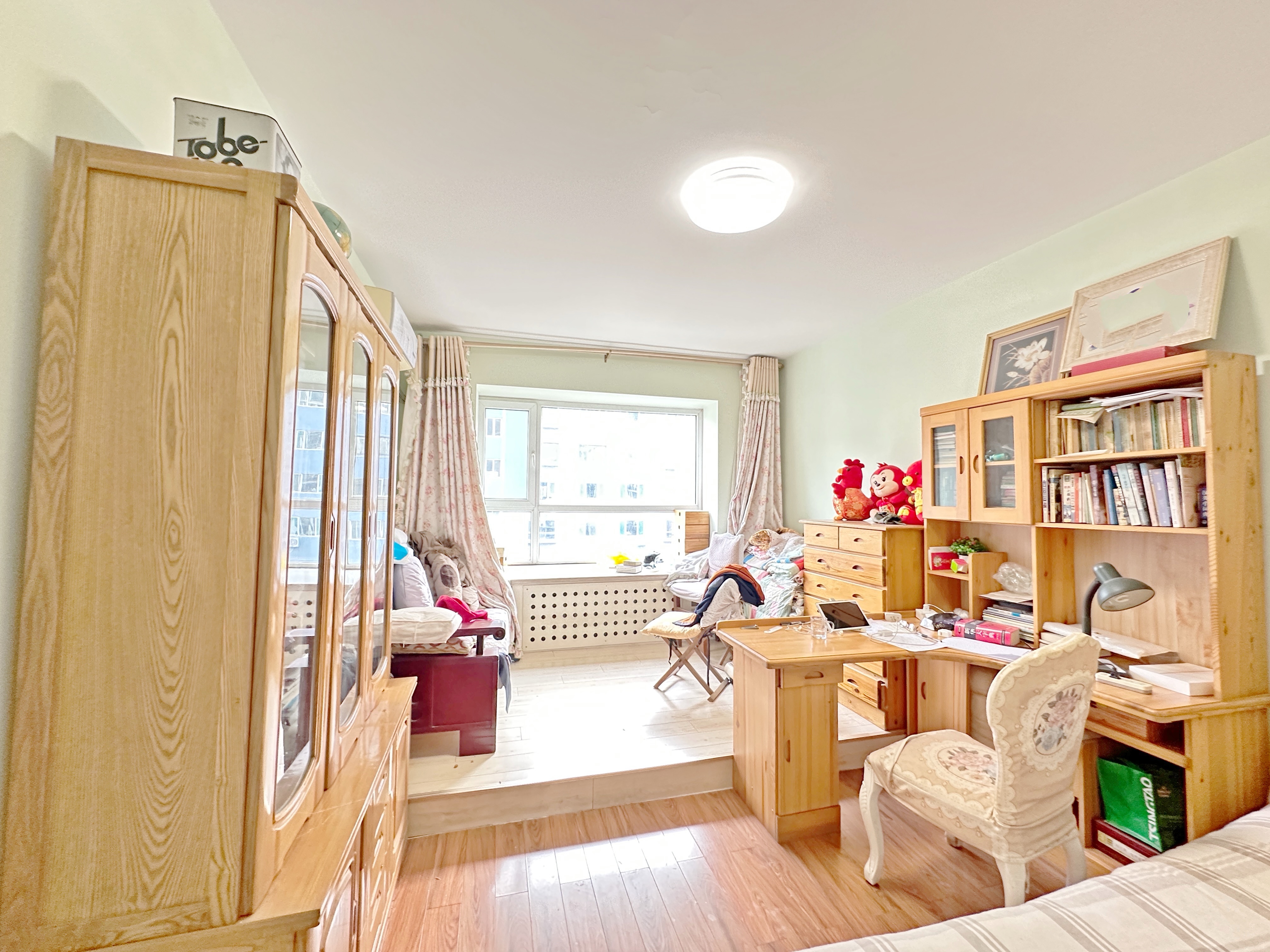 卧龙花园龙泰苑