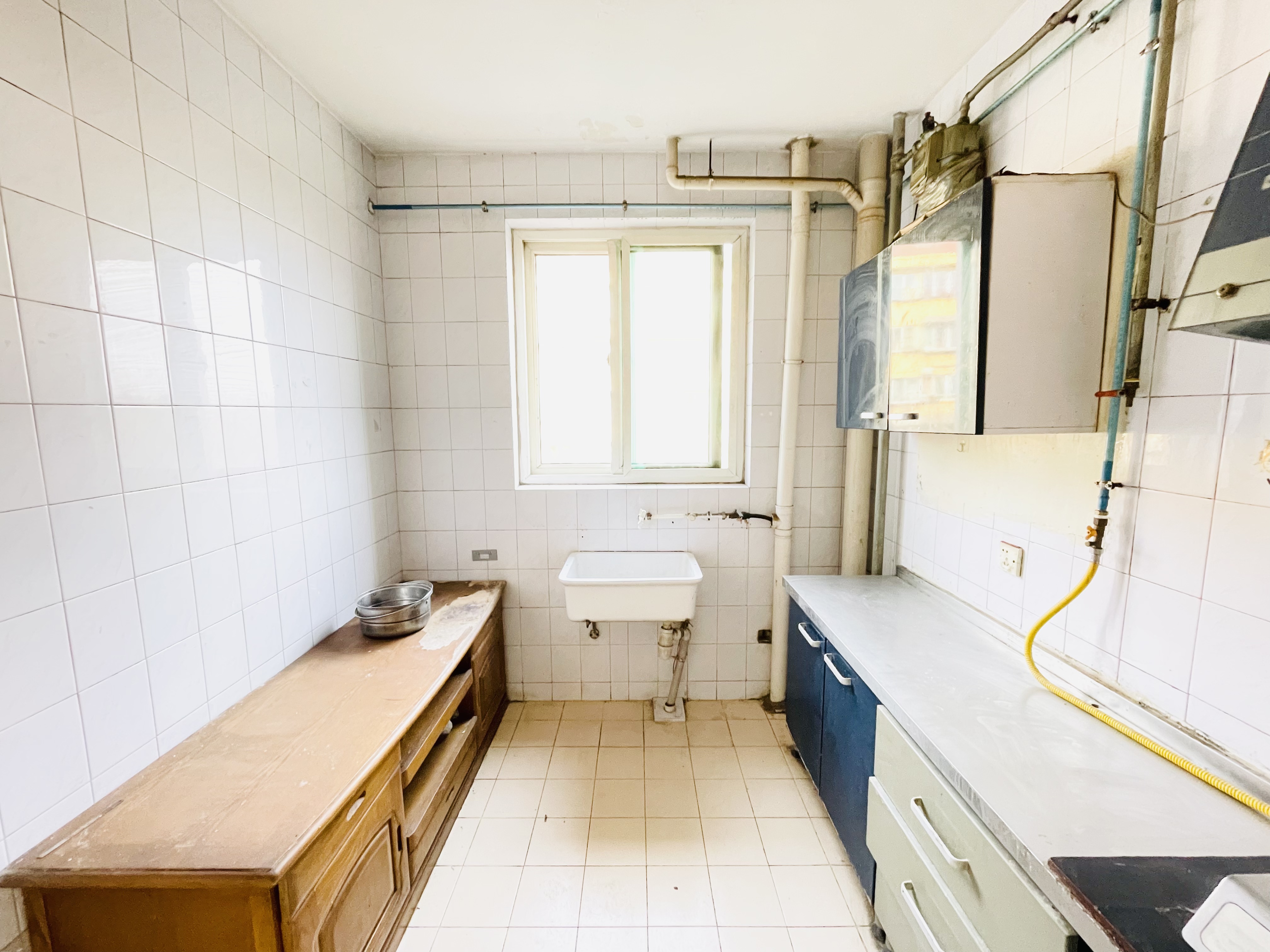 济钢新村中心区