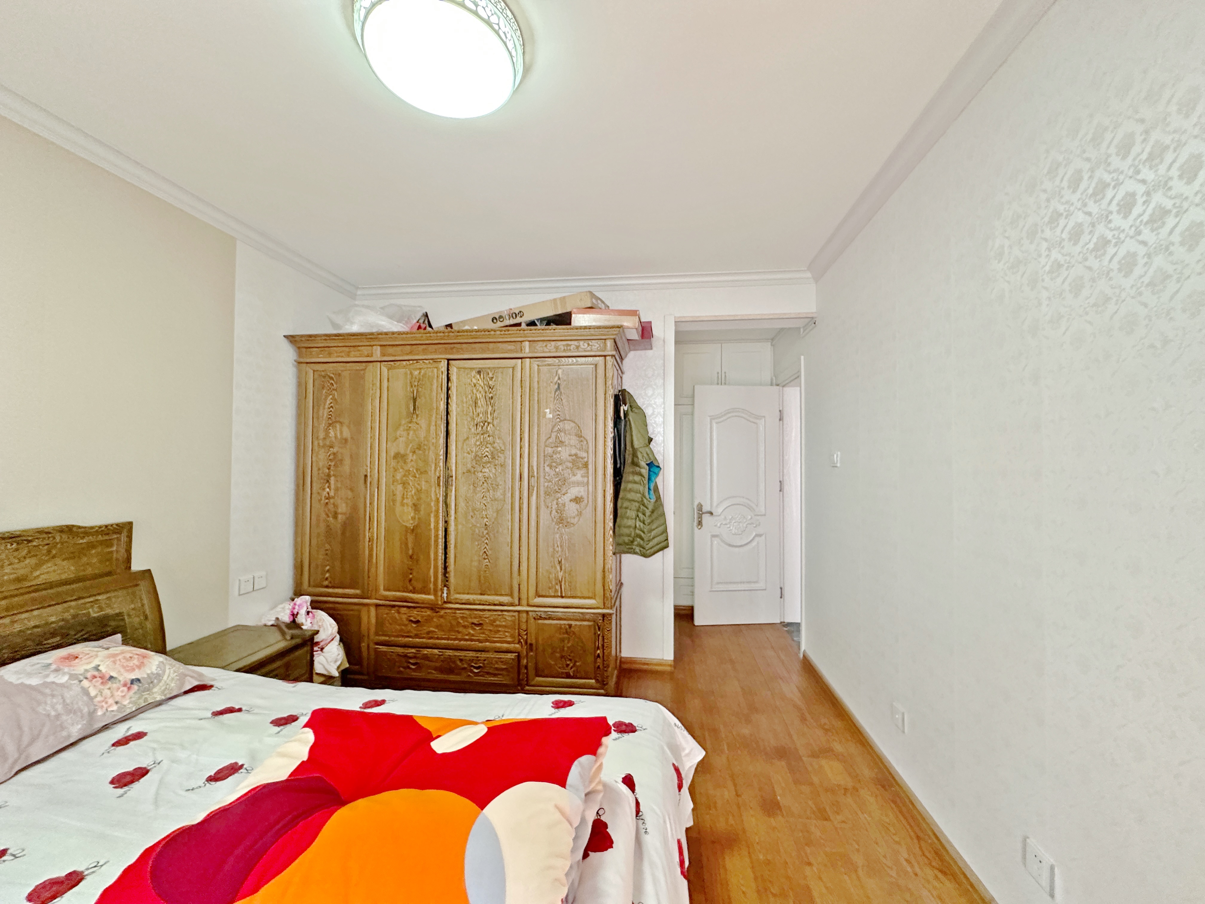 卧龙花园龙盛苑