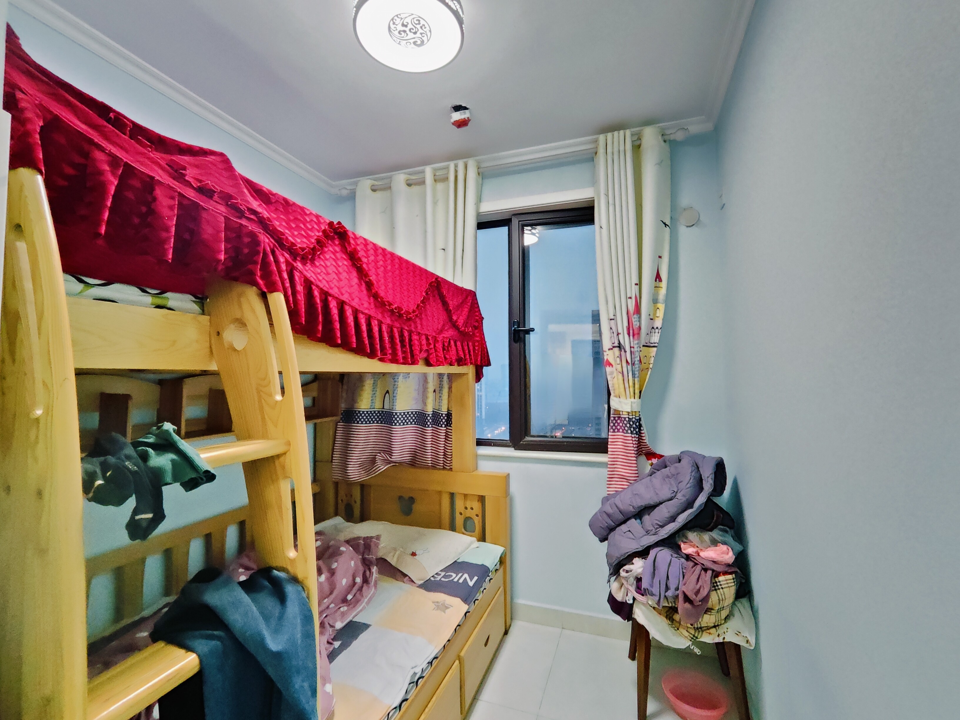 海尔云世界滟澜公馆花园