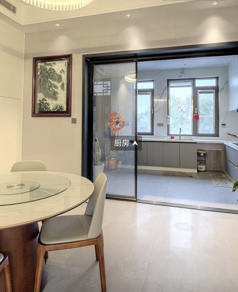 银丰唐郡玫瑰园