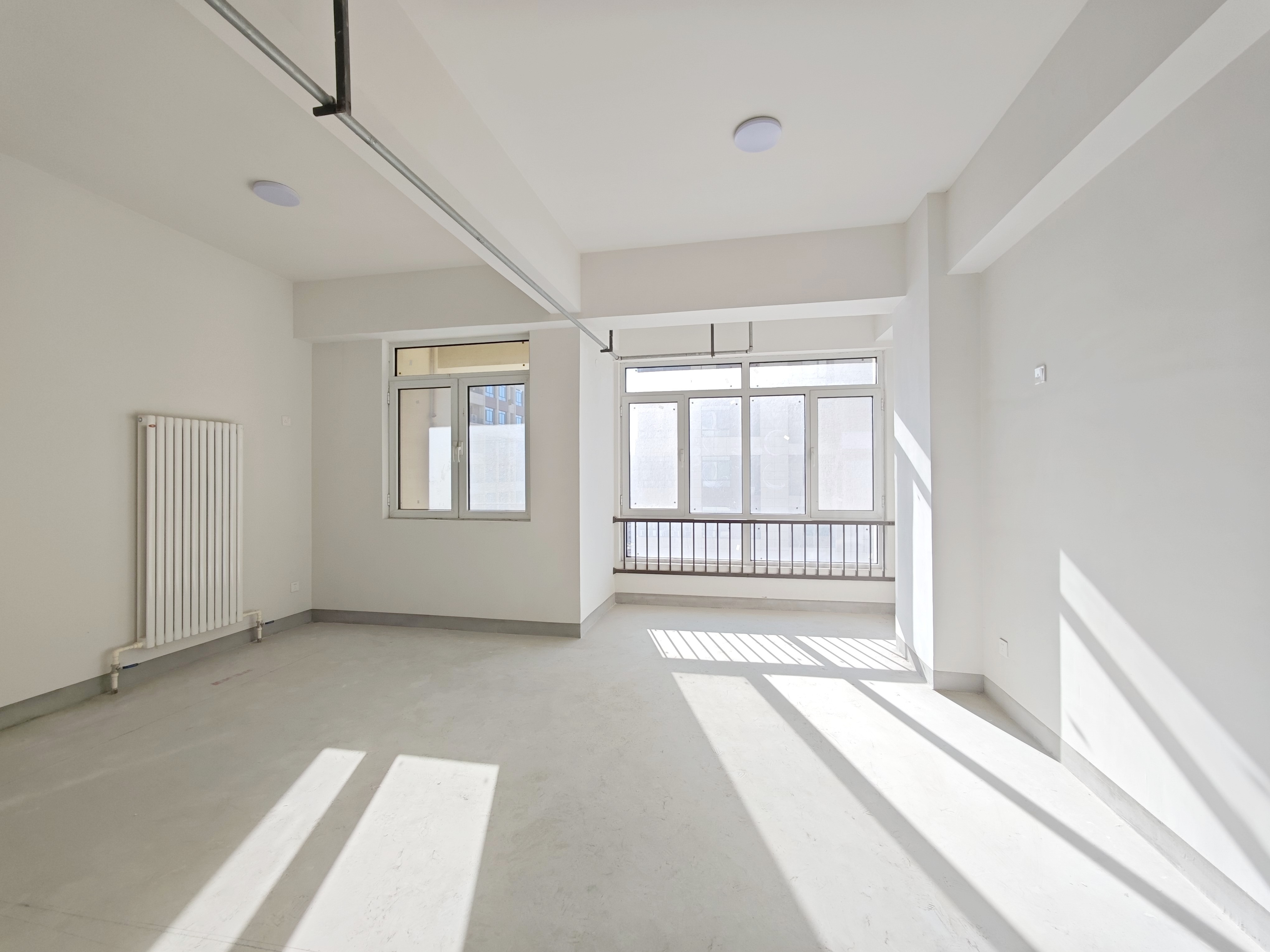  路港商业广场 南