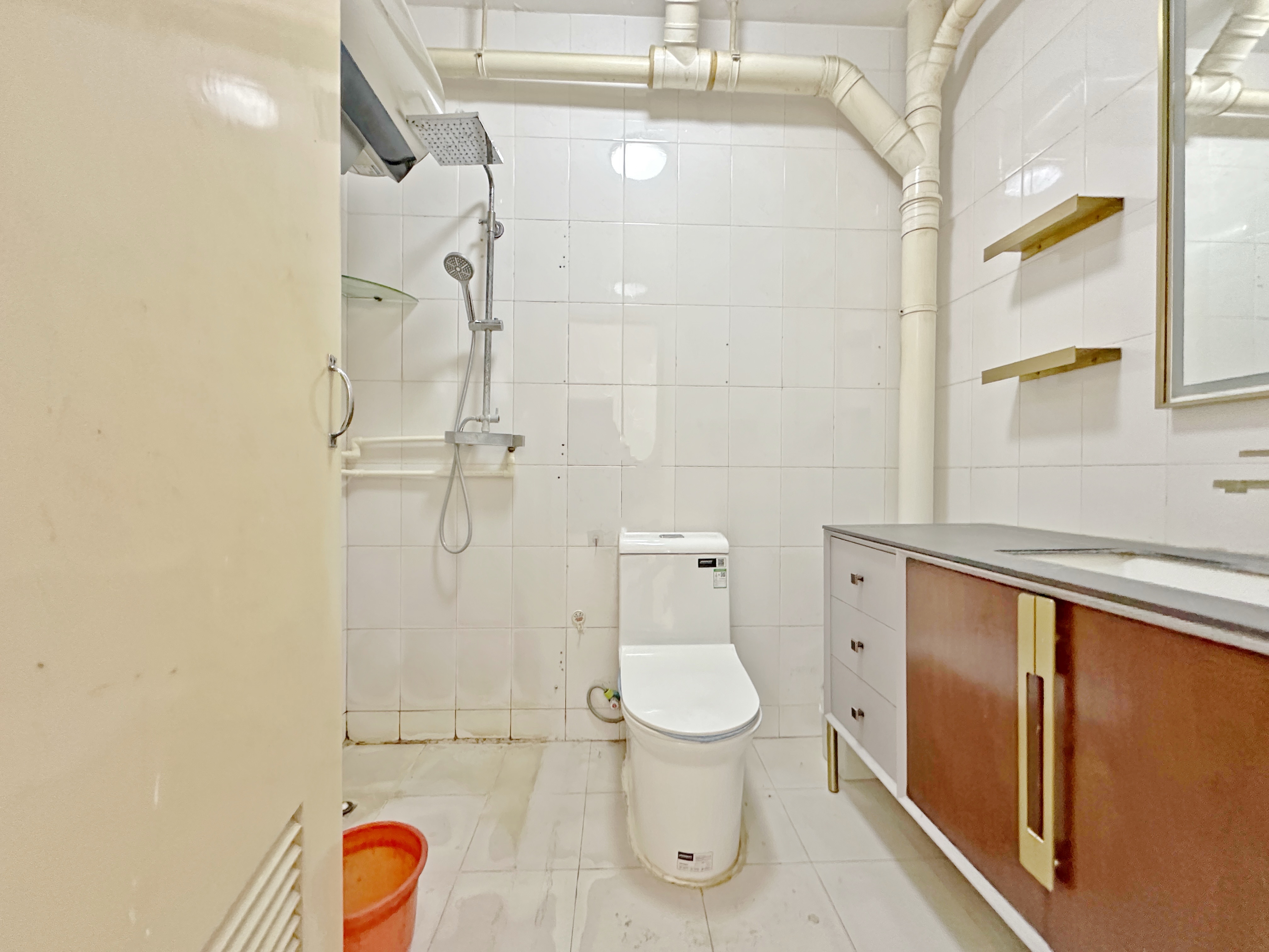 卧龙花园龙盛苑