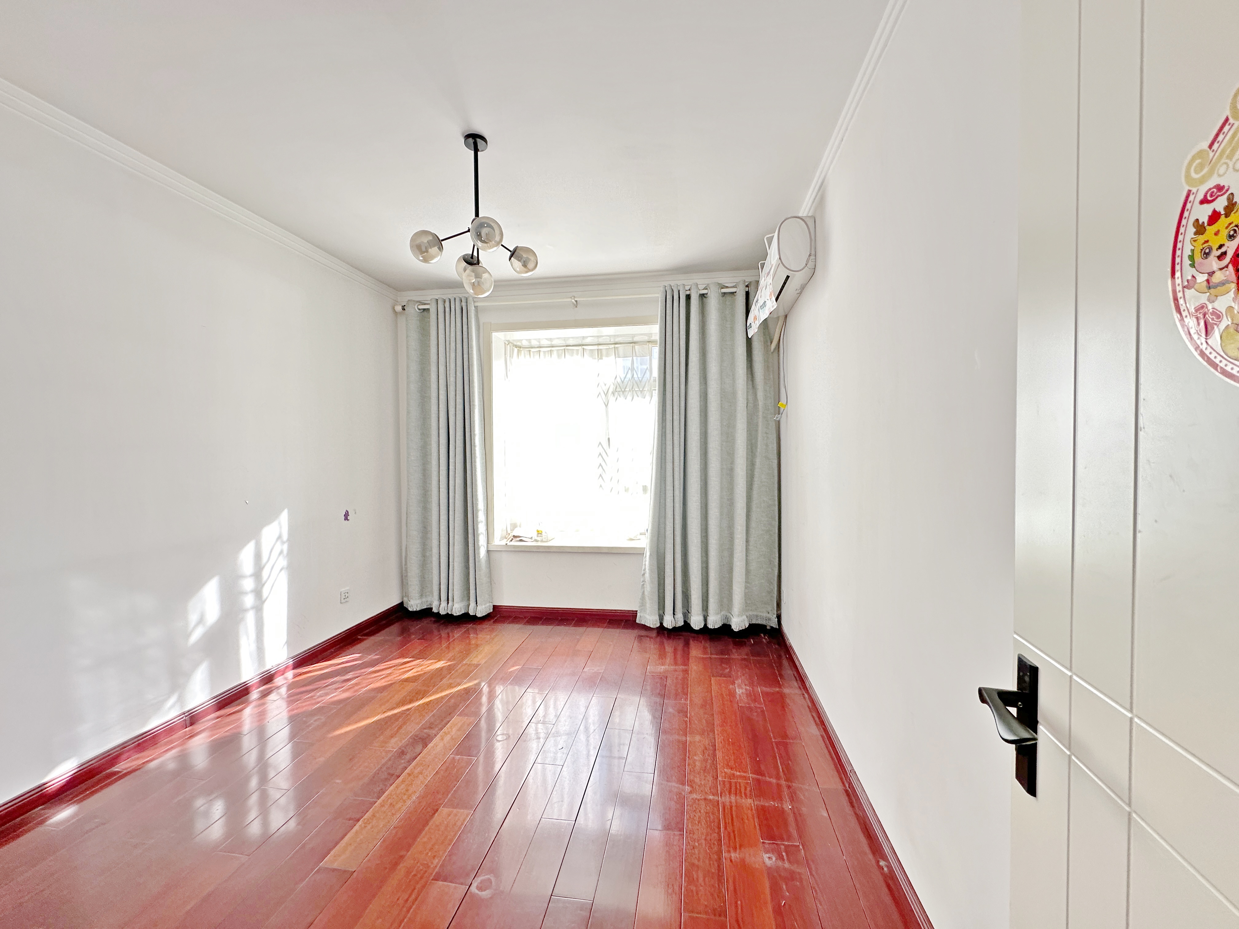 新世界阳光花园