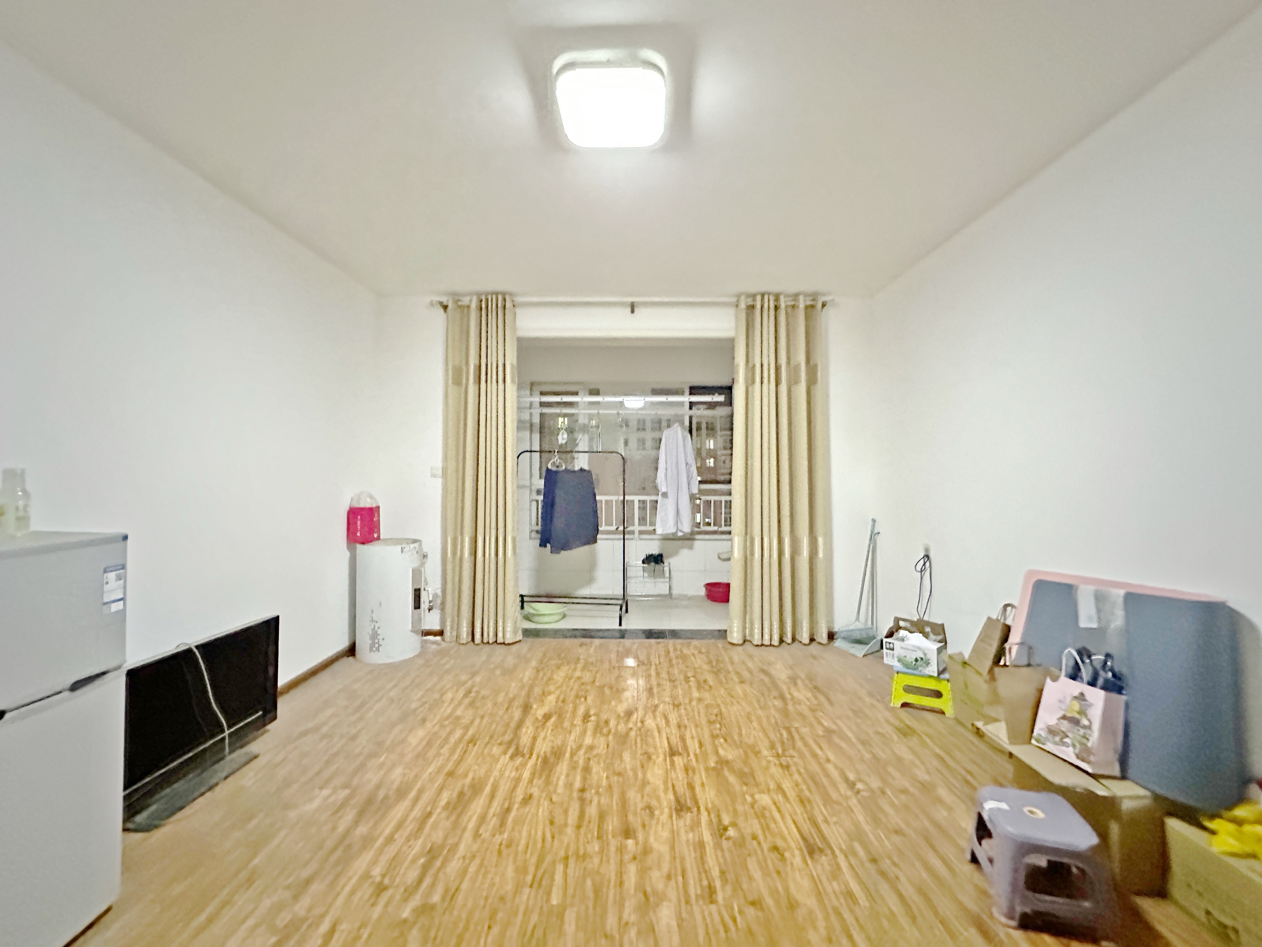 绿地新里卢浮公馆