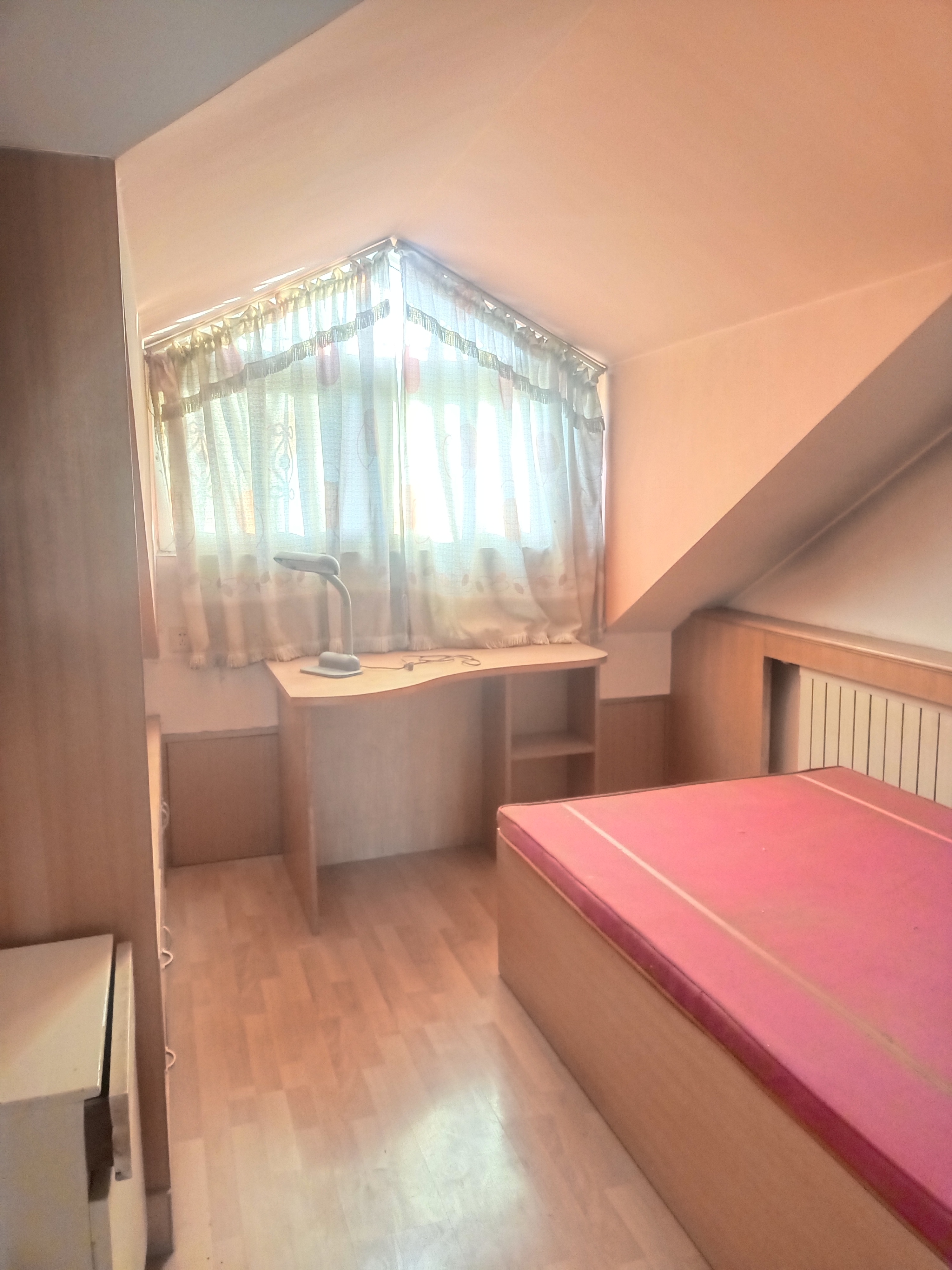 卧龙花园龙和苑