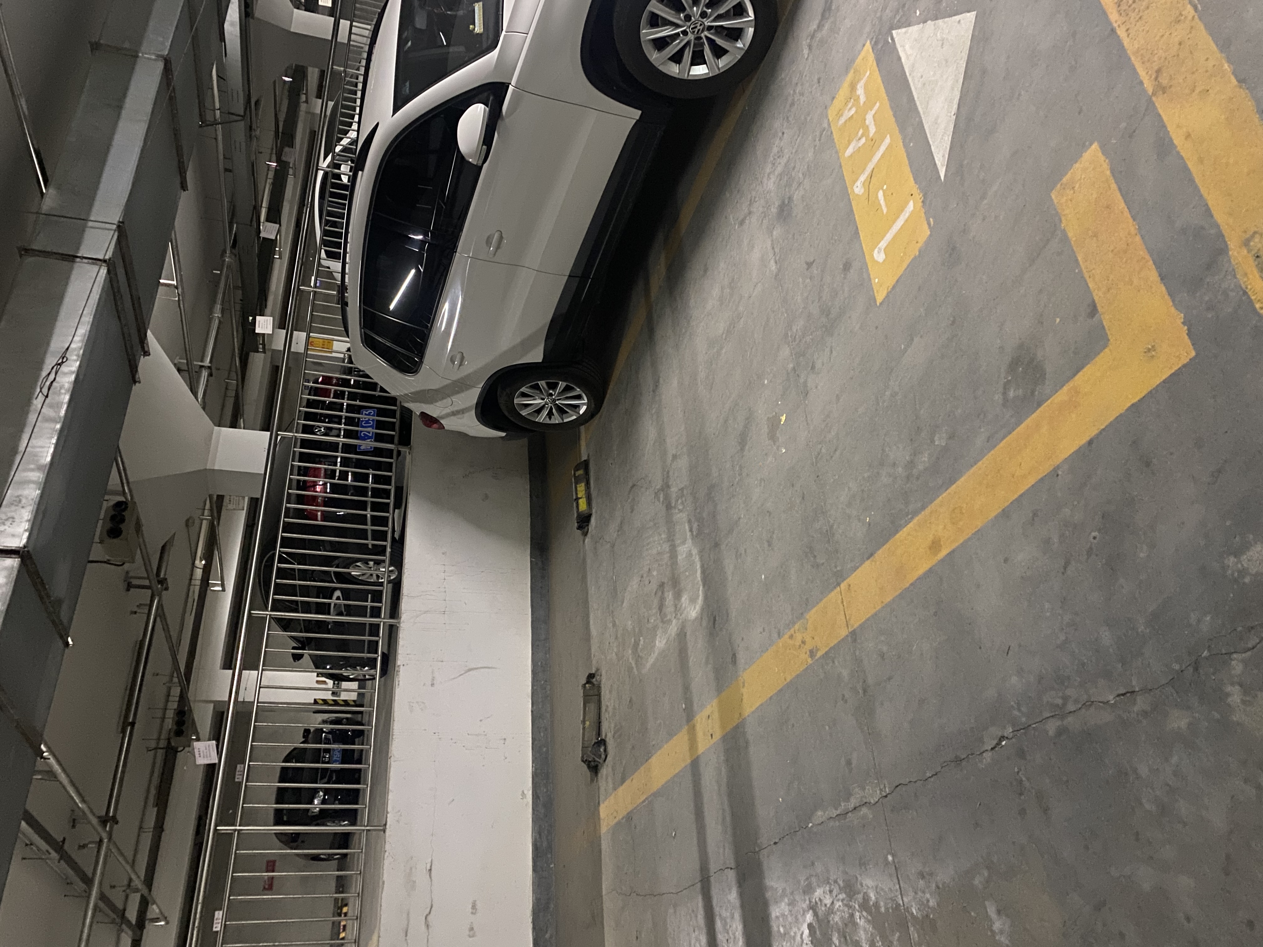 鲁能领秀城车位商铺