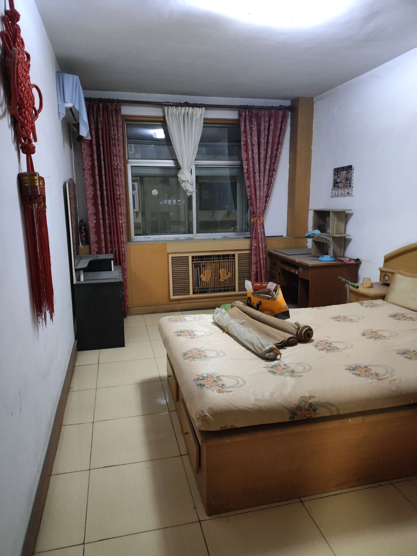 洪家楼西路82号