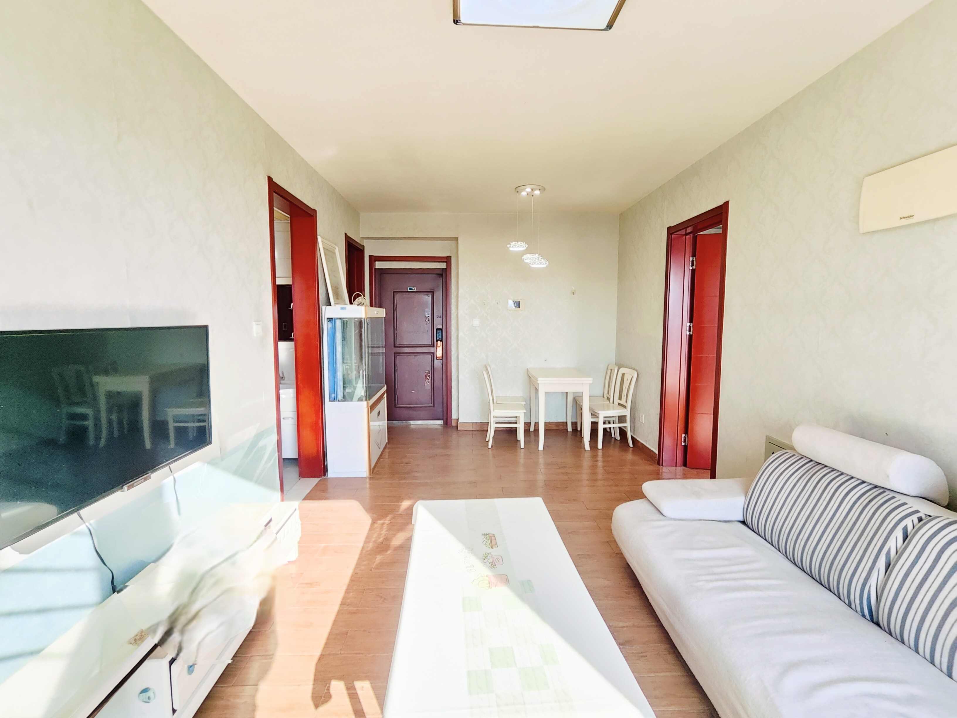  重汽翡翠清河 南北