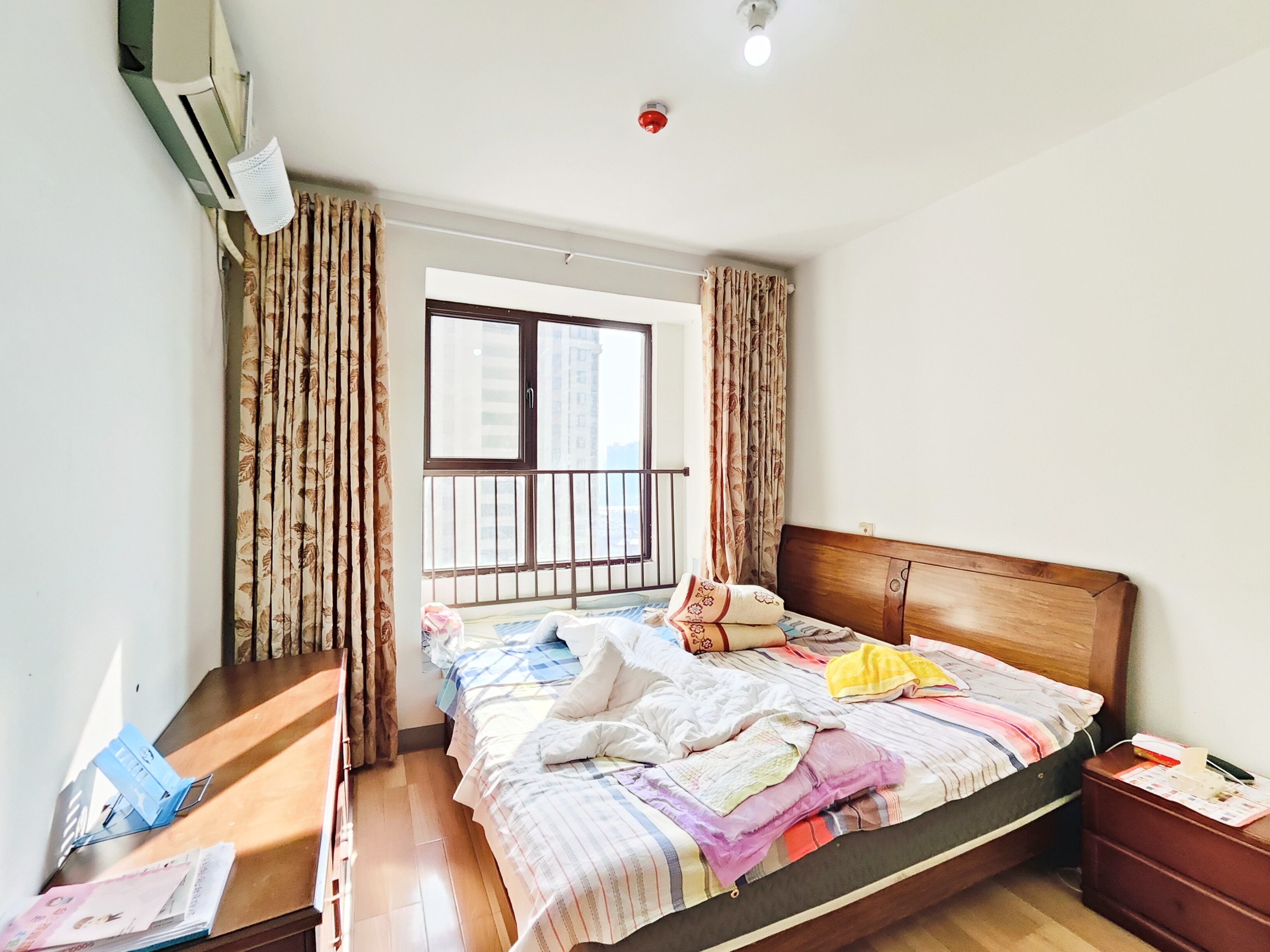 海尔云世界滟澜公馆花园