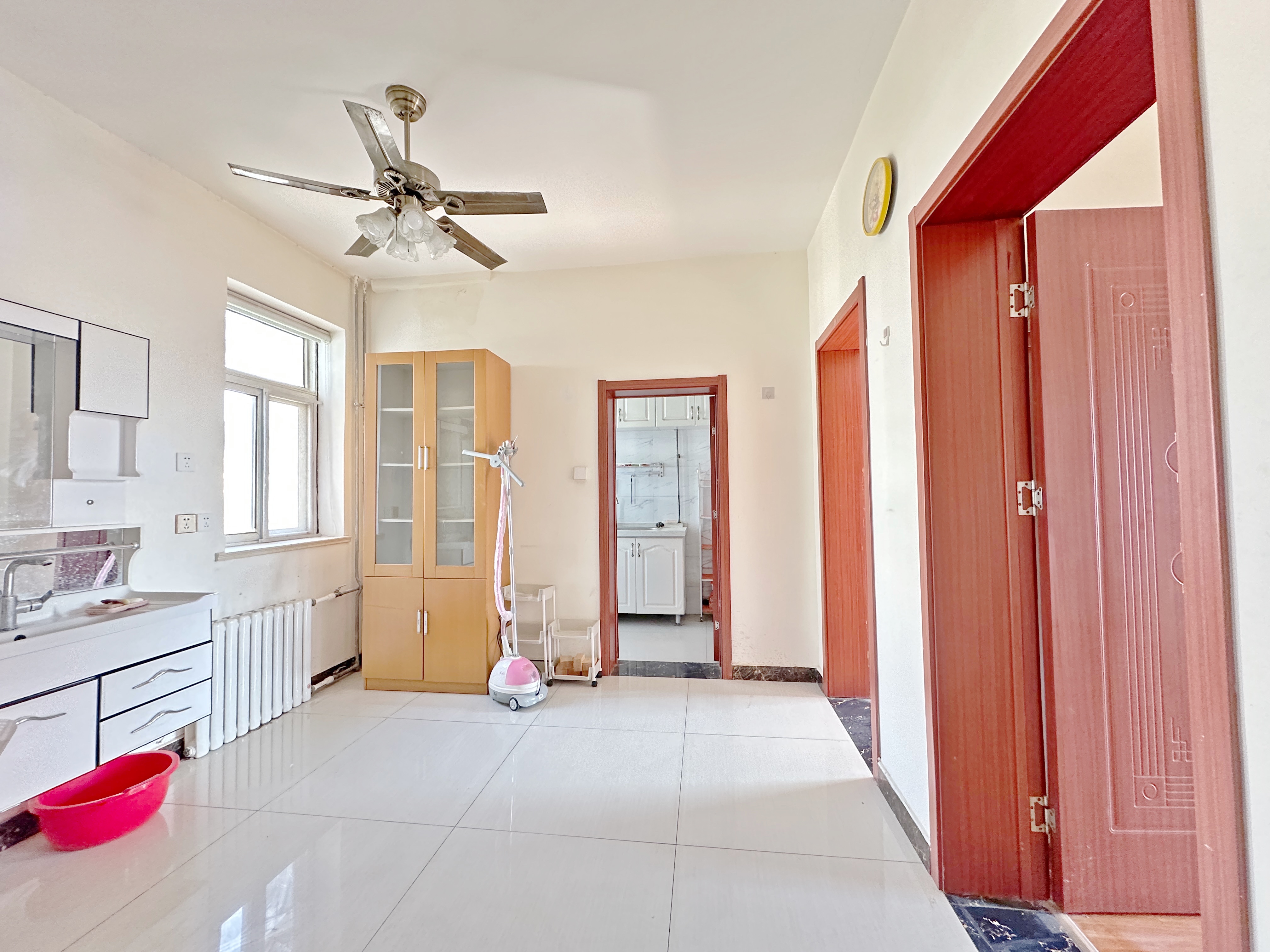  济南大学西校区宿舍 南北