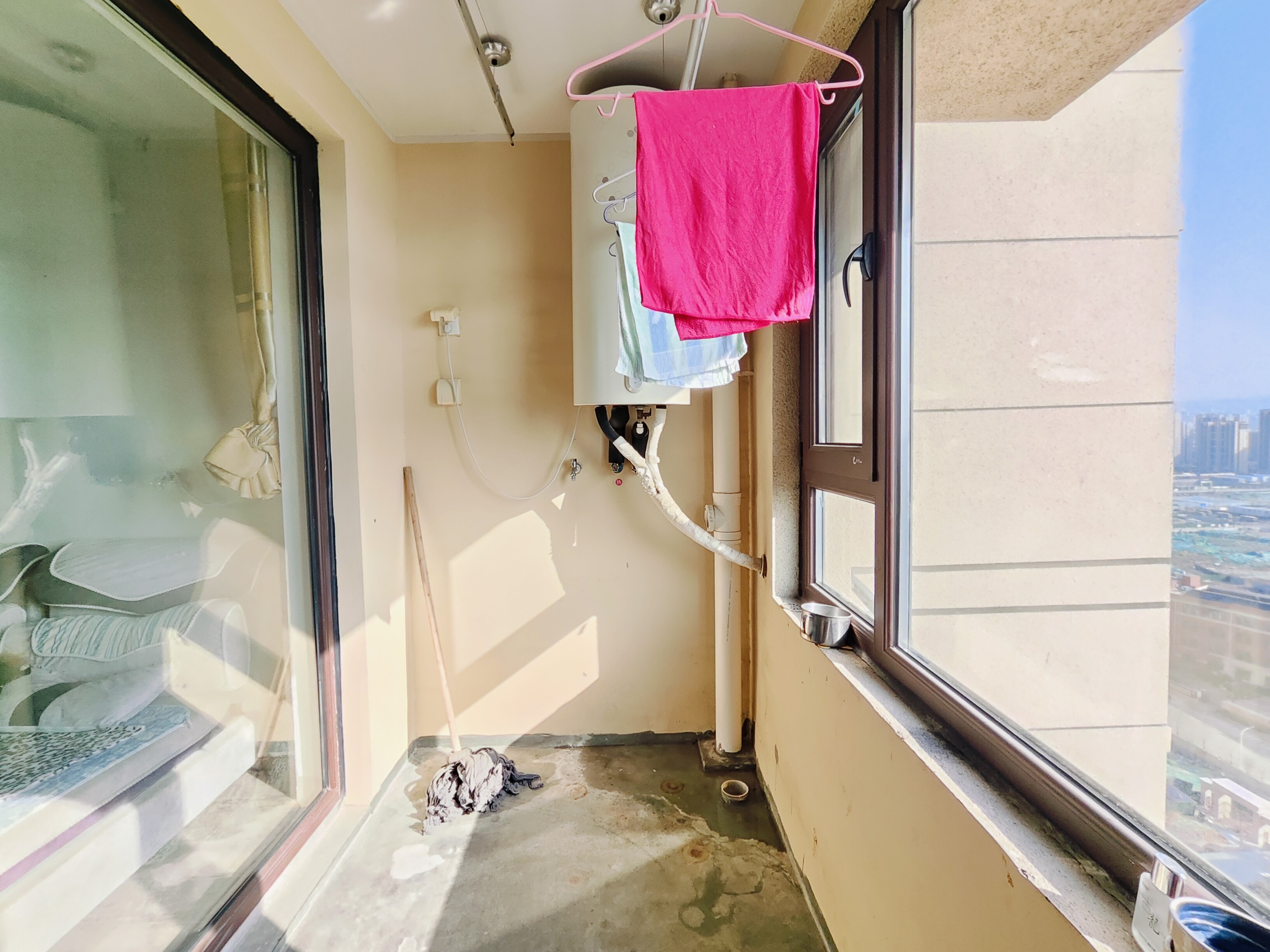 海尔云世界滟澜公馆花园