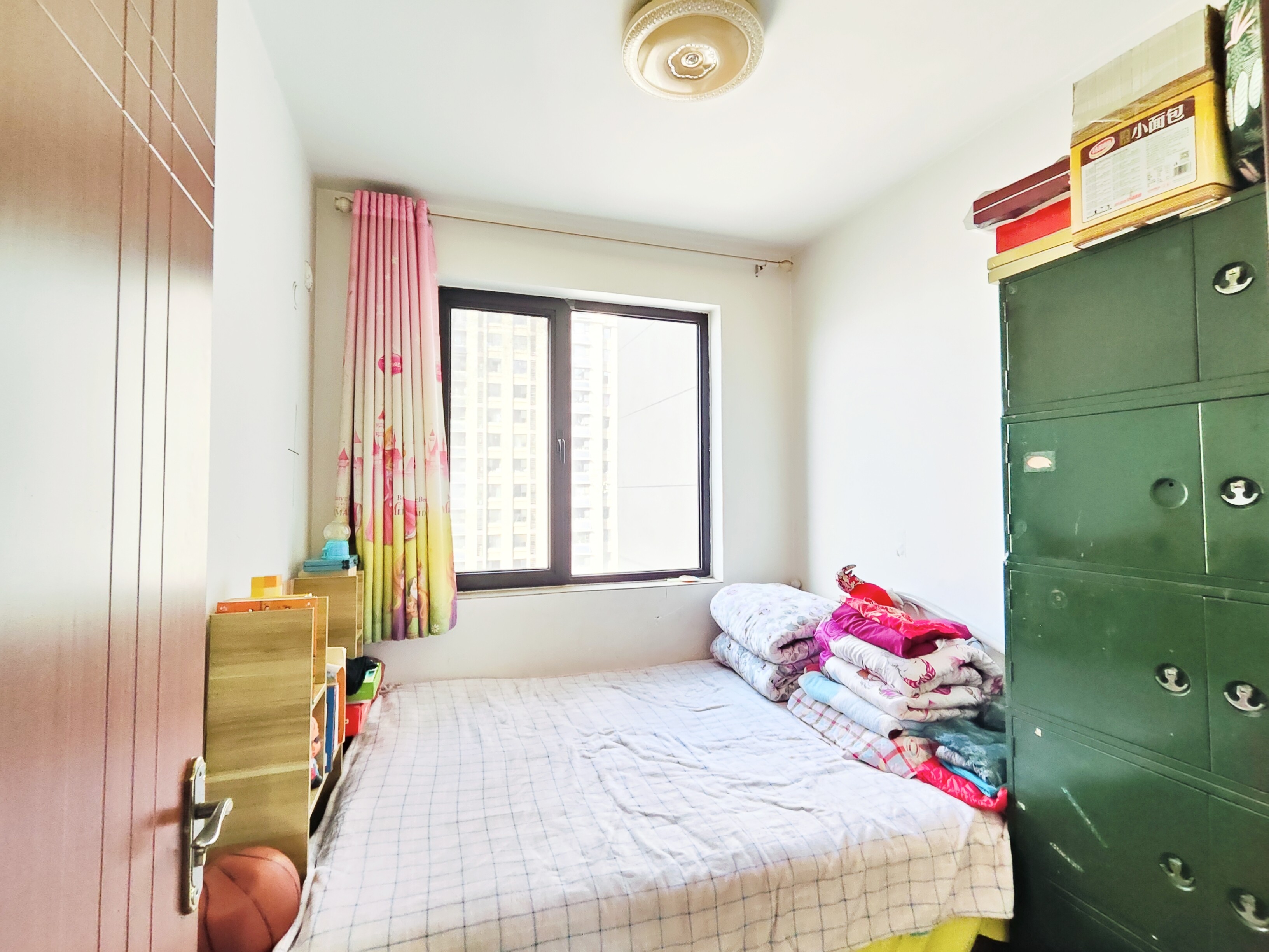 海尔云世界滟澜公馆花园