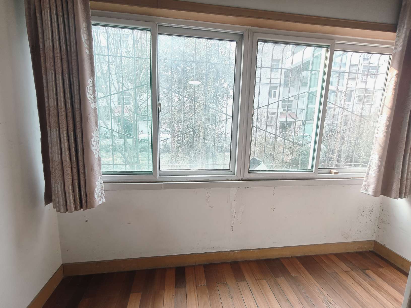 建鑫花园