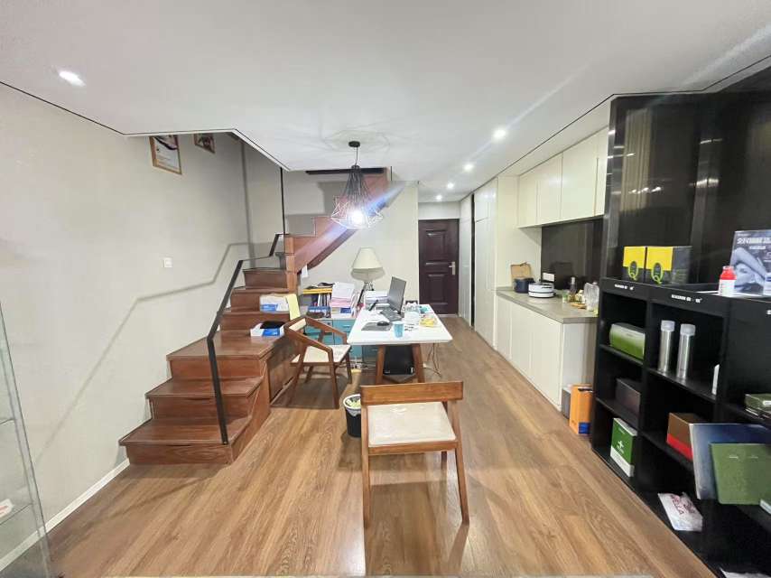 绿地泉景雅园商务大厦