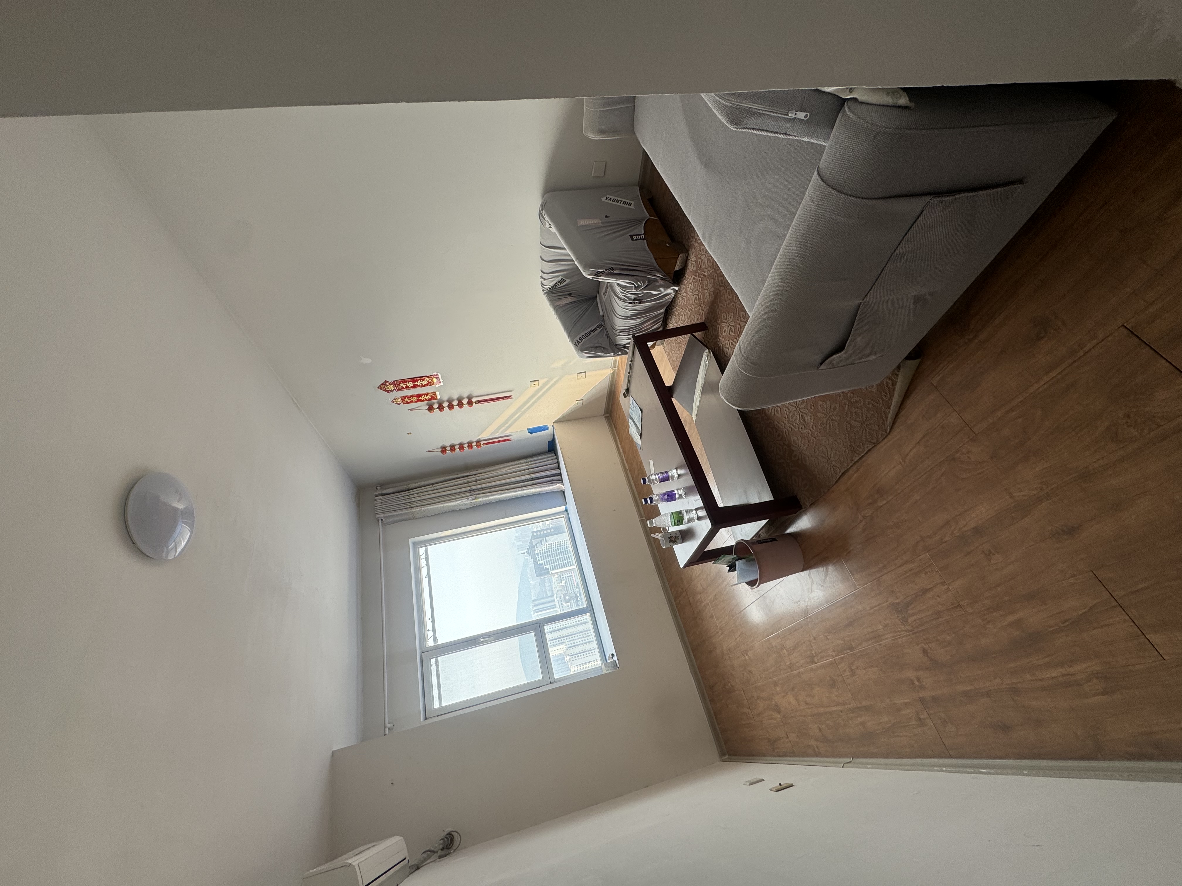 绿地新里卢浮公馆