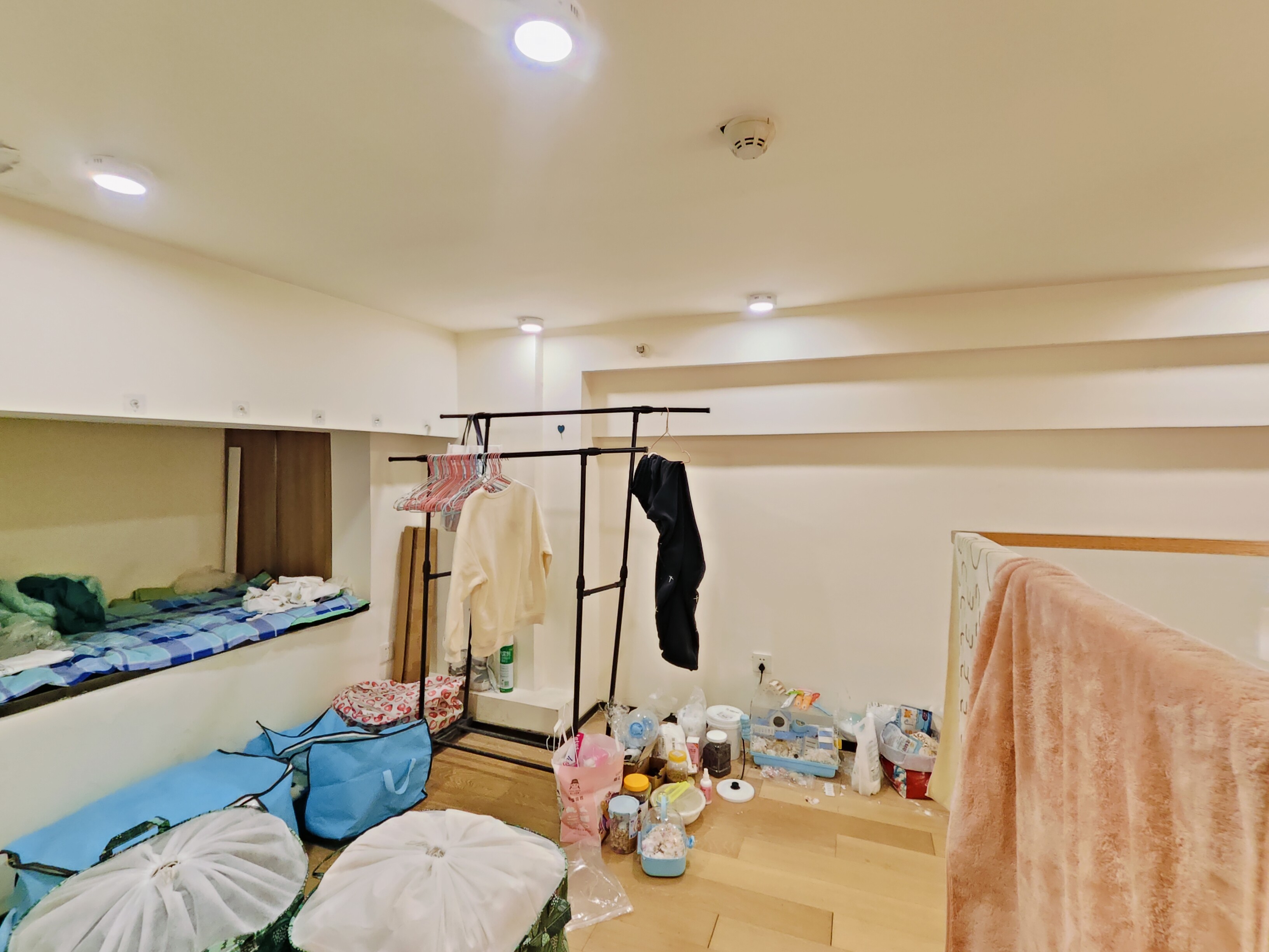 恒大滨河左岸公寓(临湖公馆花园)