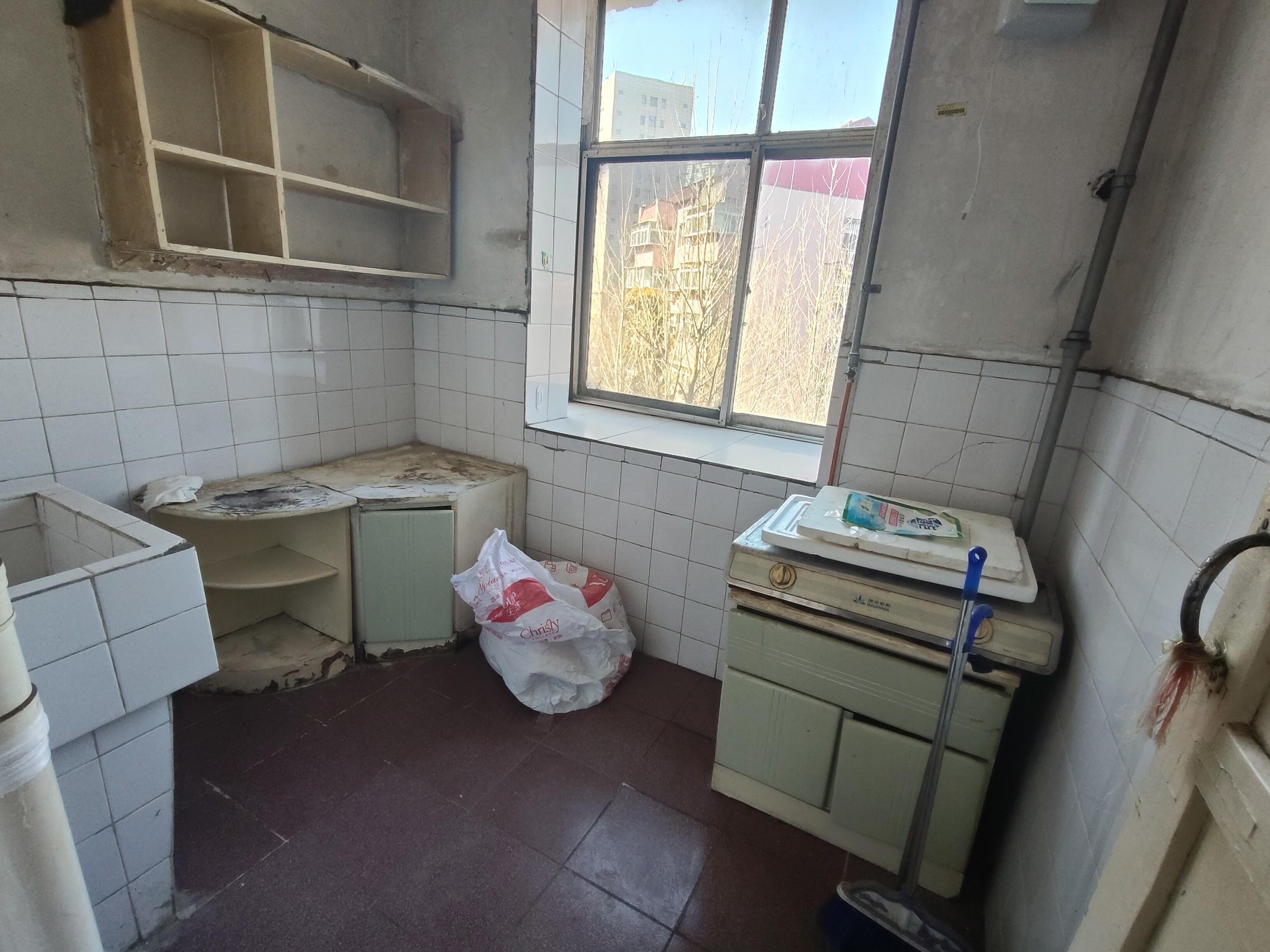 铁路玉函小区