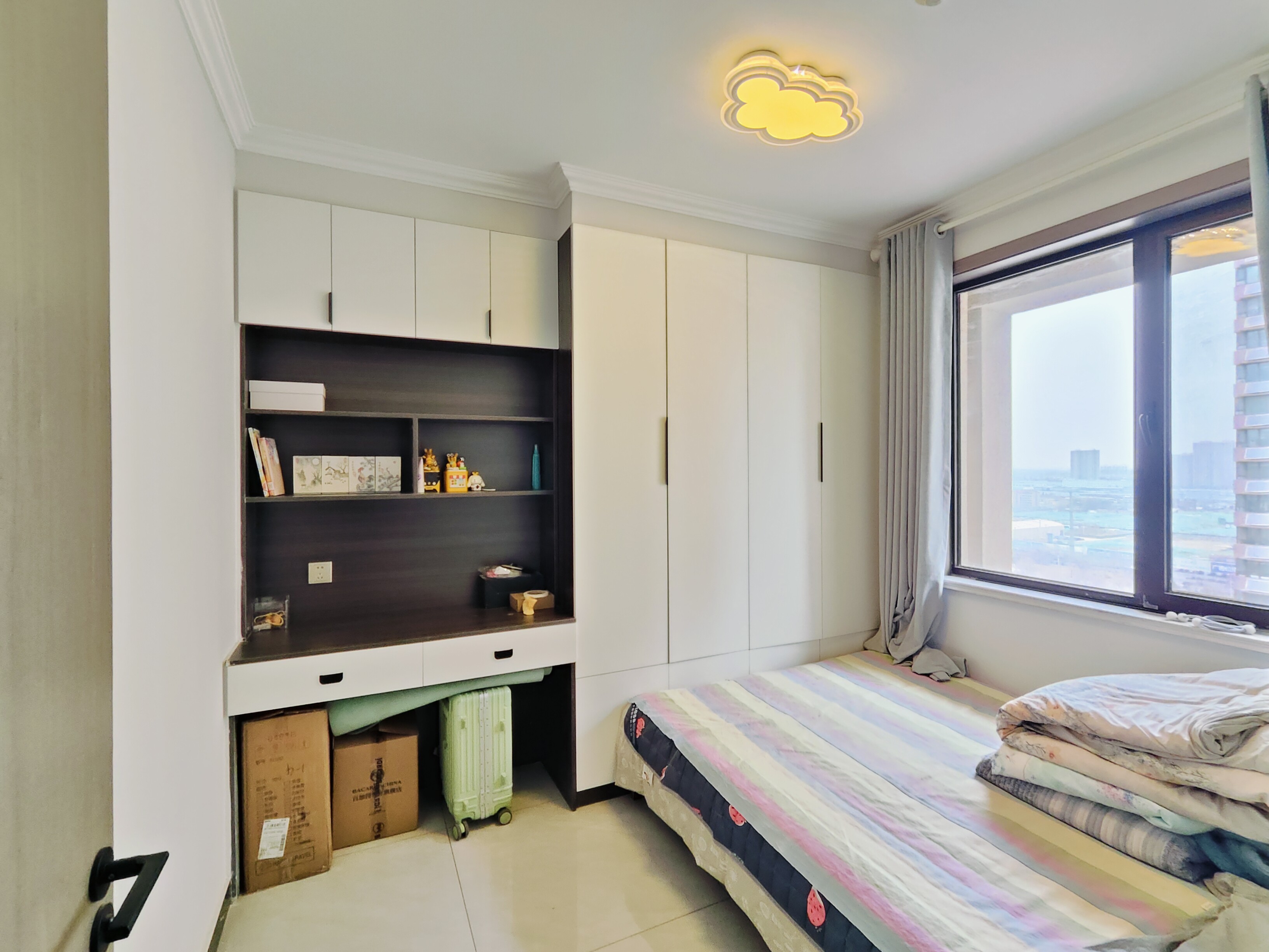 海尔云世界滟澜公馆花园