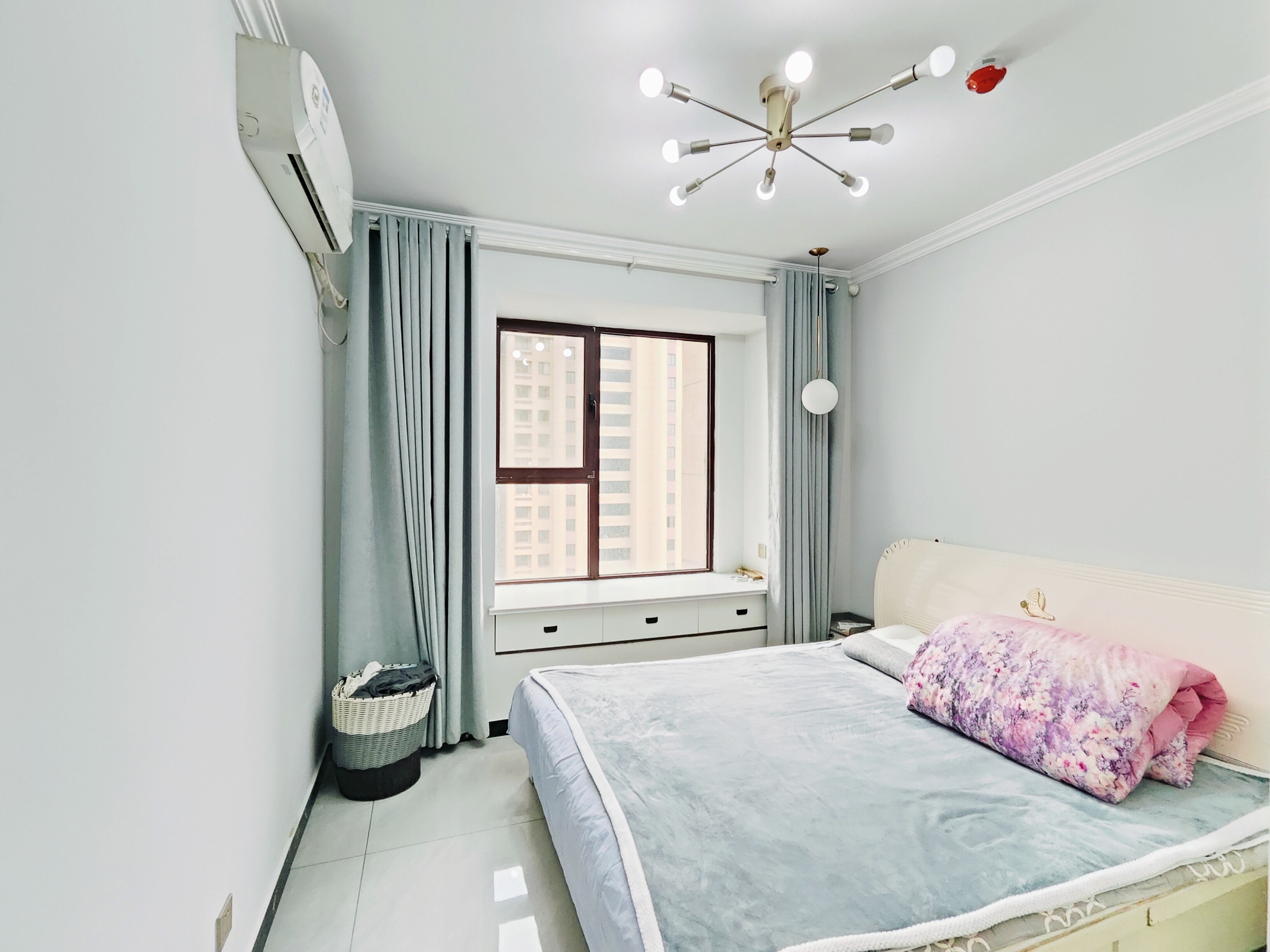 海尔云世界滟澜公馆花园