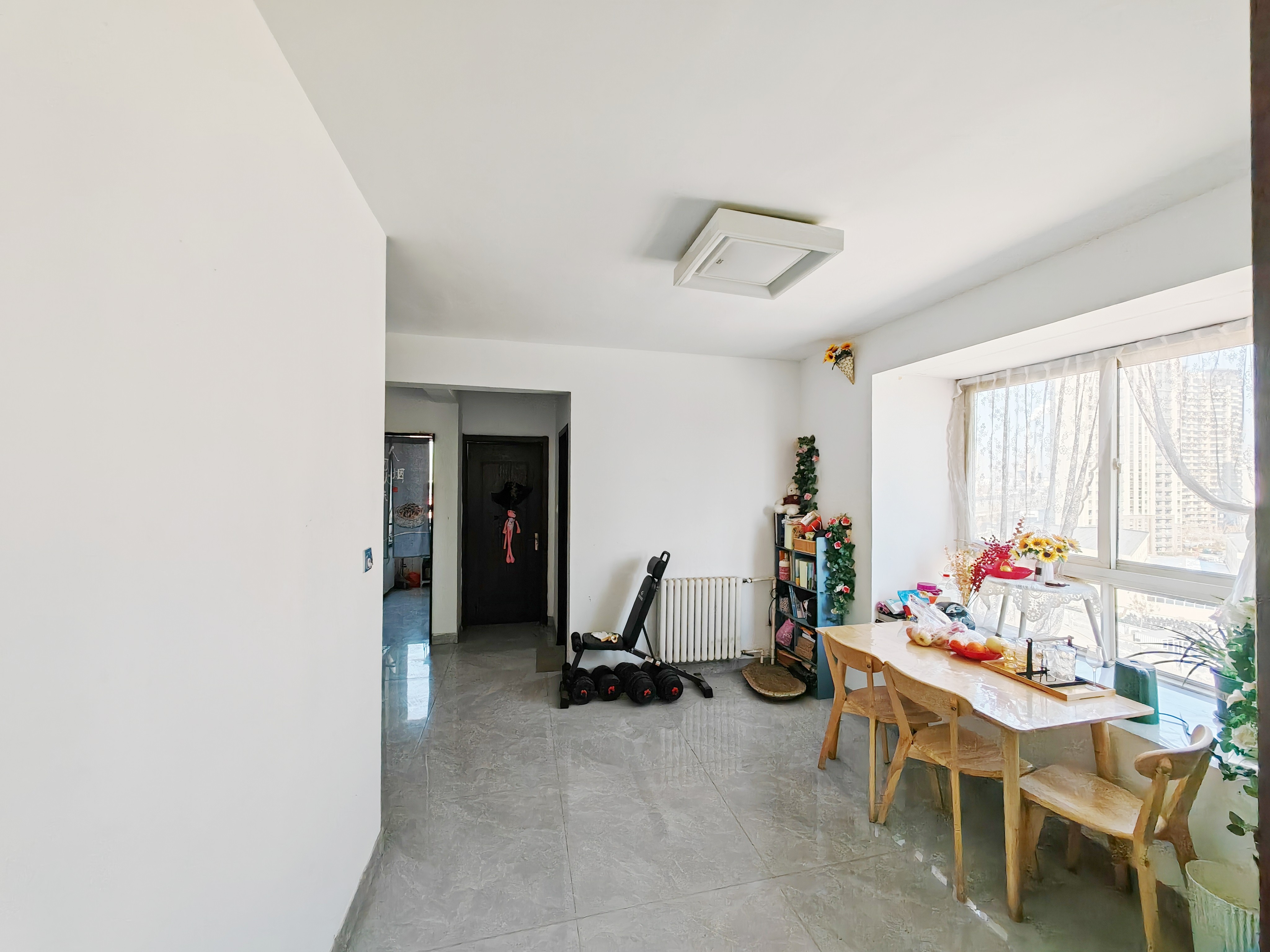  腾骐冠宸花园 南北