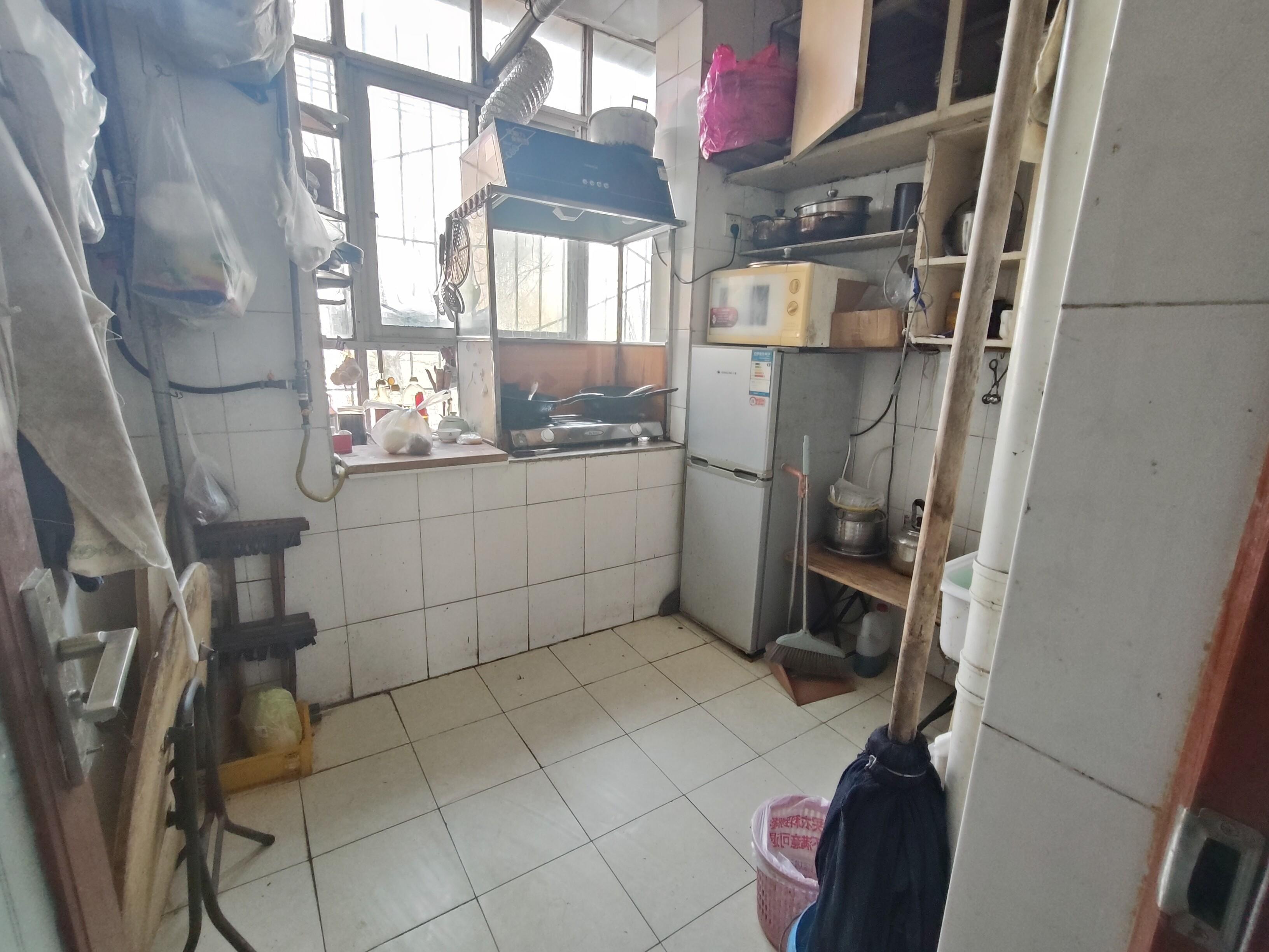 铁路玉函小区