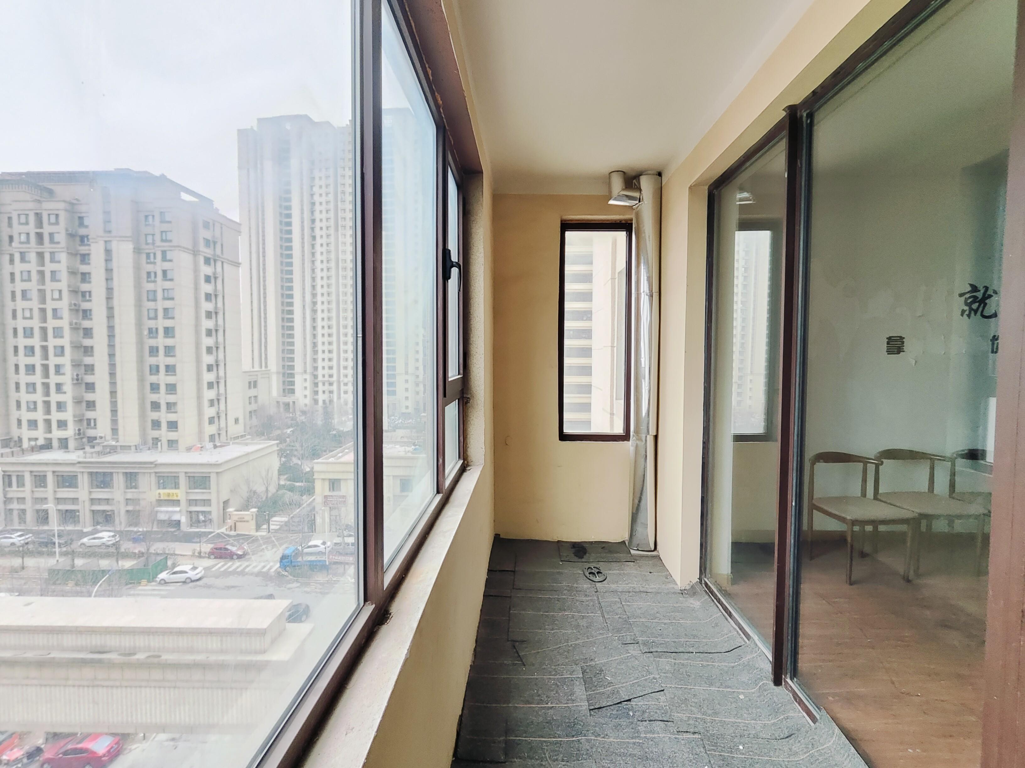 海尔云世界滟澜公馆花园